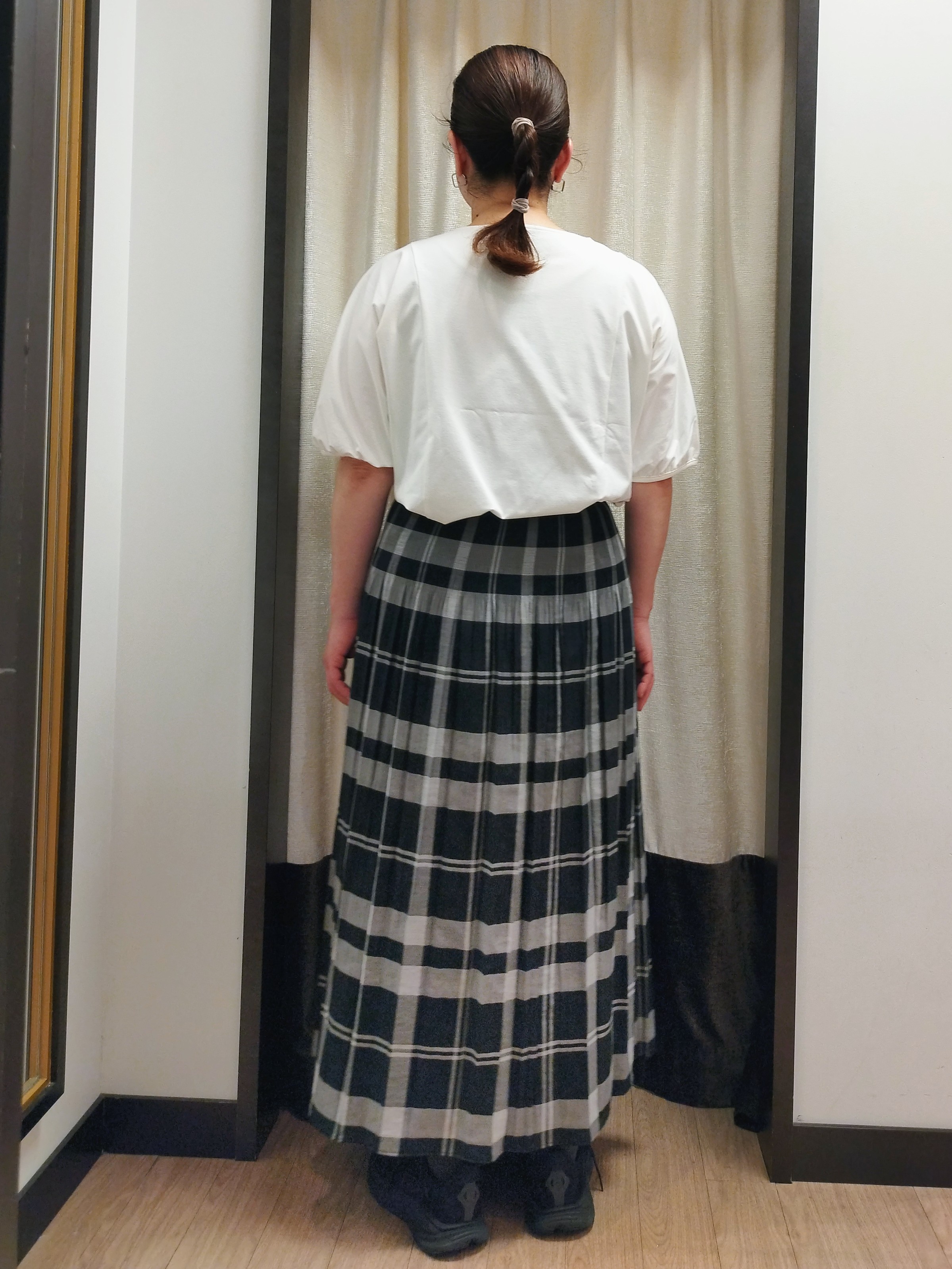 junさんの「Reflect｜【UVカット／接触冷感／吸水速乾】ギャザースリーブカットソー」を使ったコーディネート