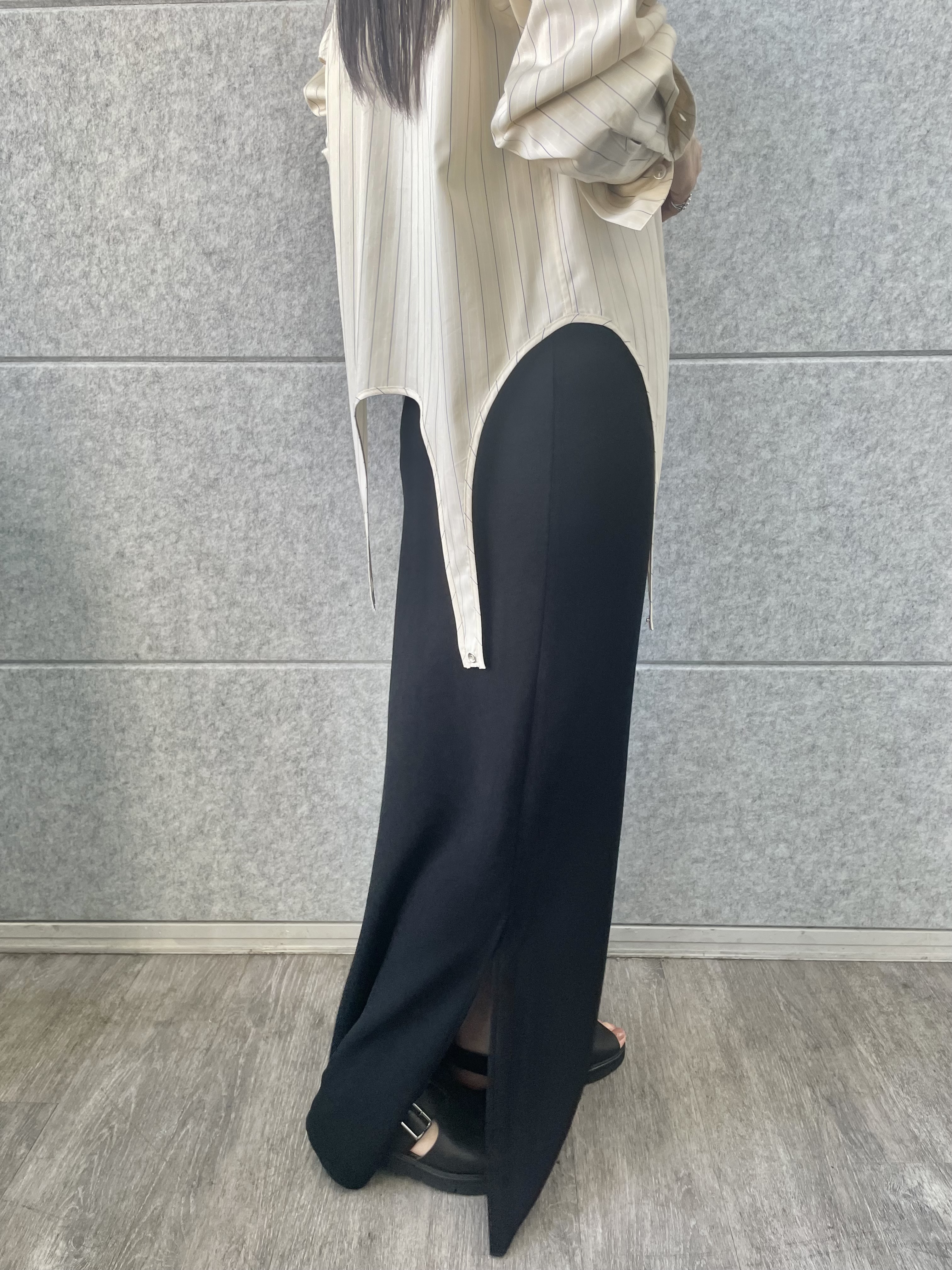 丸山加奈子さんの「CODE A｜【ReRe】easy－fit long skirt」を使ったコーディネート