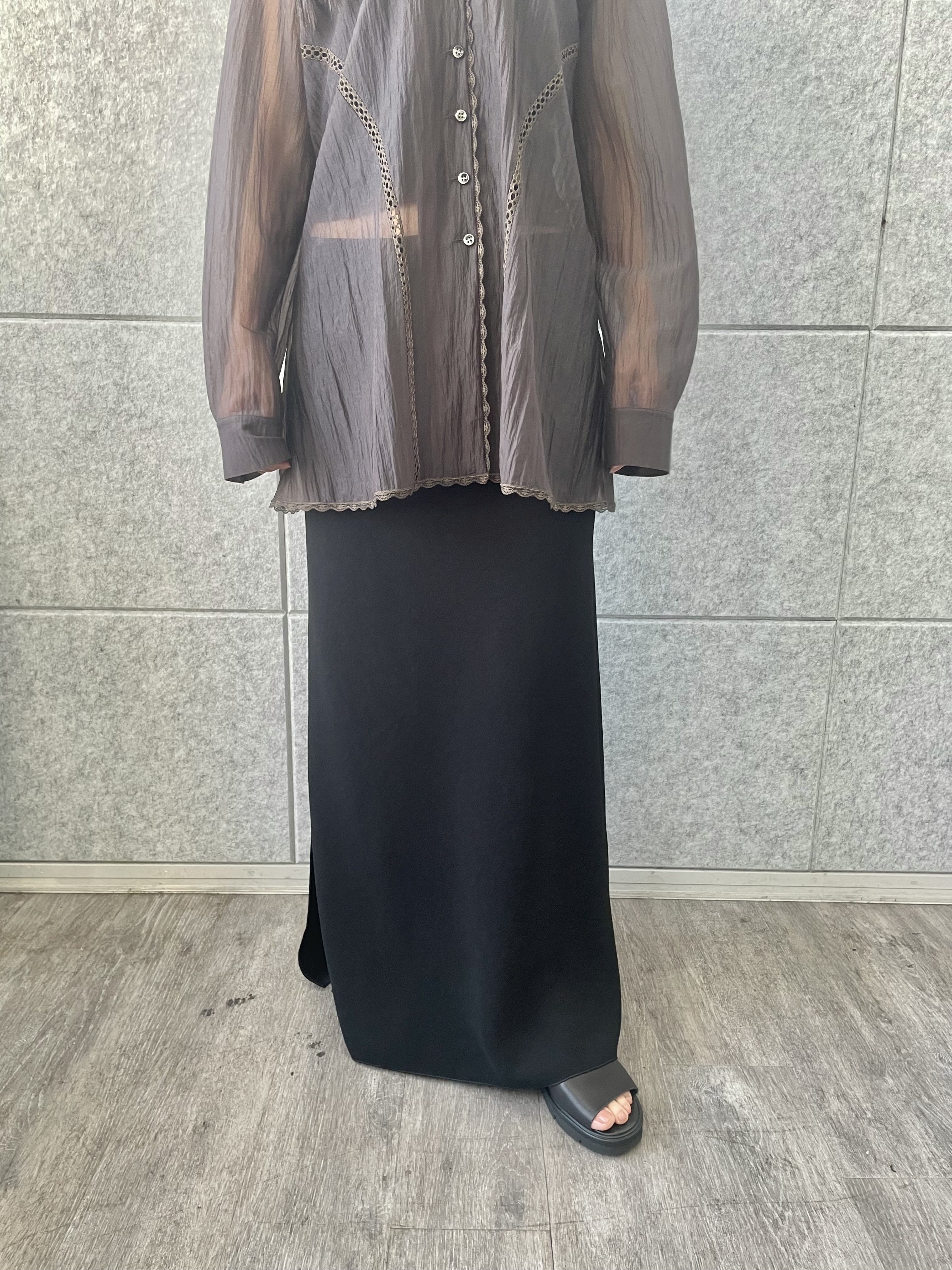 丸山加奈子さんの「CODE A｜【ReRe】easy－fit long skirt」を使ったコーディネート