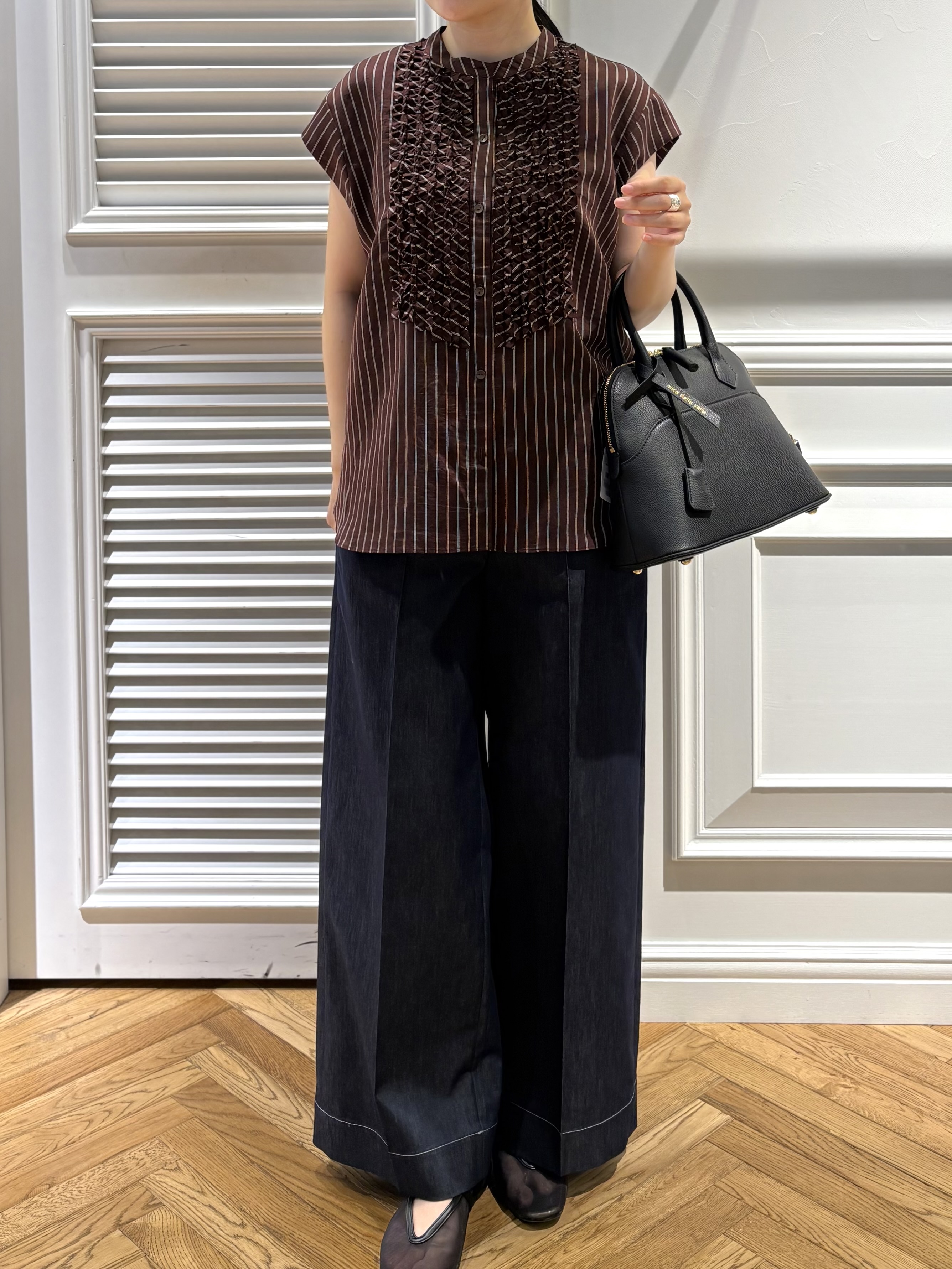 cocoさんの「DRESSTERIOR｜ストライプフレンチスリーブフリルブラウス」を使ったコーディネート