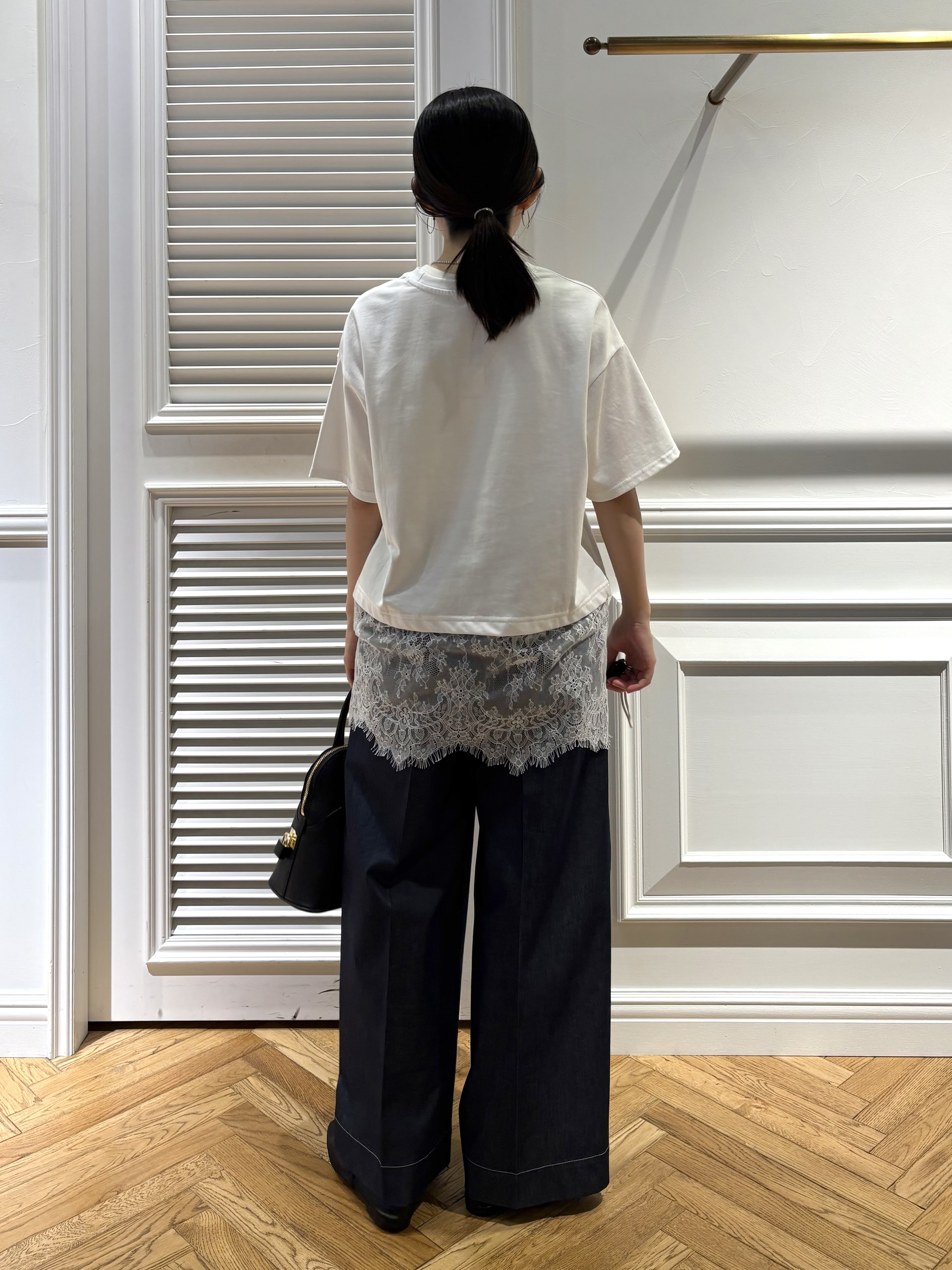 cocoさんの「DRESSTERIOR｜レースドッキングレイヤード Tシャツ」を使ったコーディネート