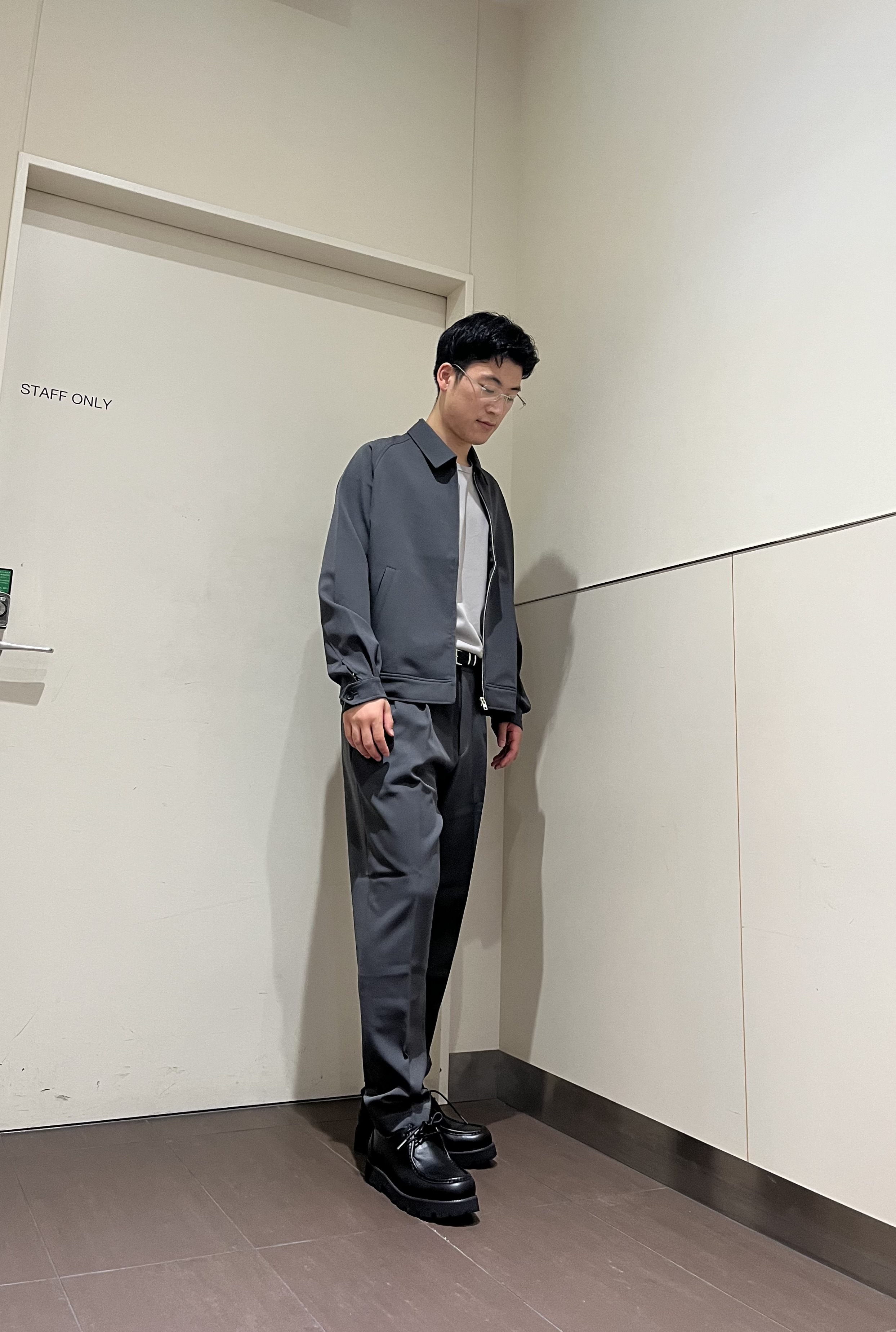 RITSUKIさんの「tk.TAKEO KIKUCHI｜【防シワ／ストレッチ】smart shift series ジップブルゾン」を使ったコーディネート
