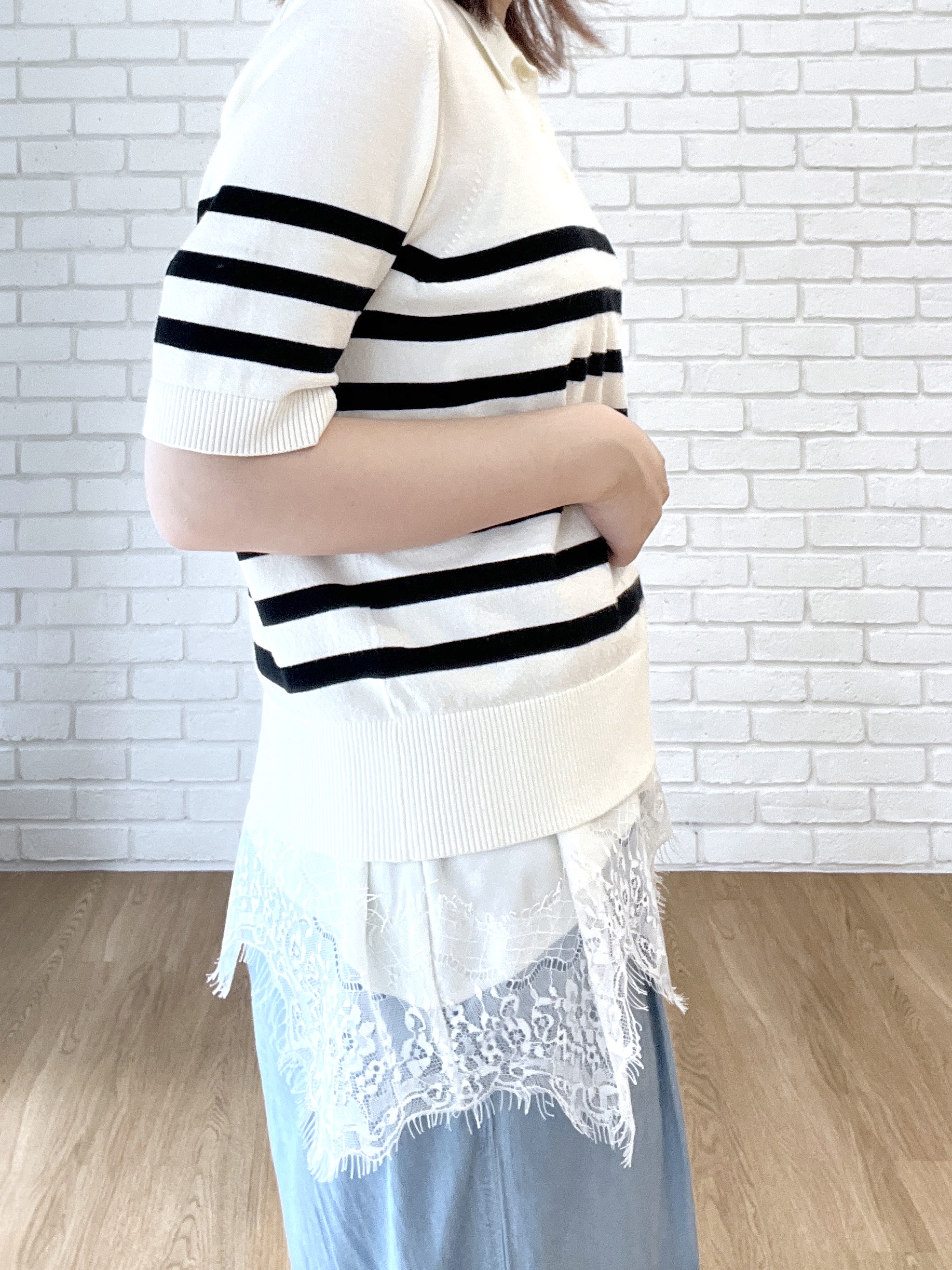 Makinoさんの「Dessin｜ポロ襟 ハーフスリーブニット」を使ったコーディネート