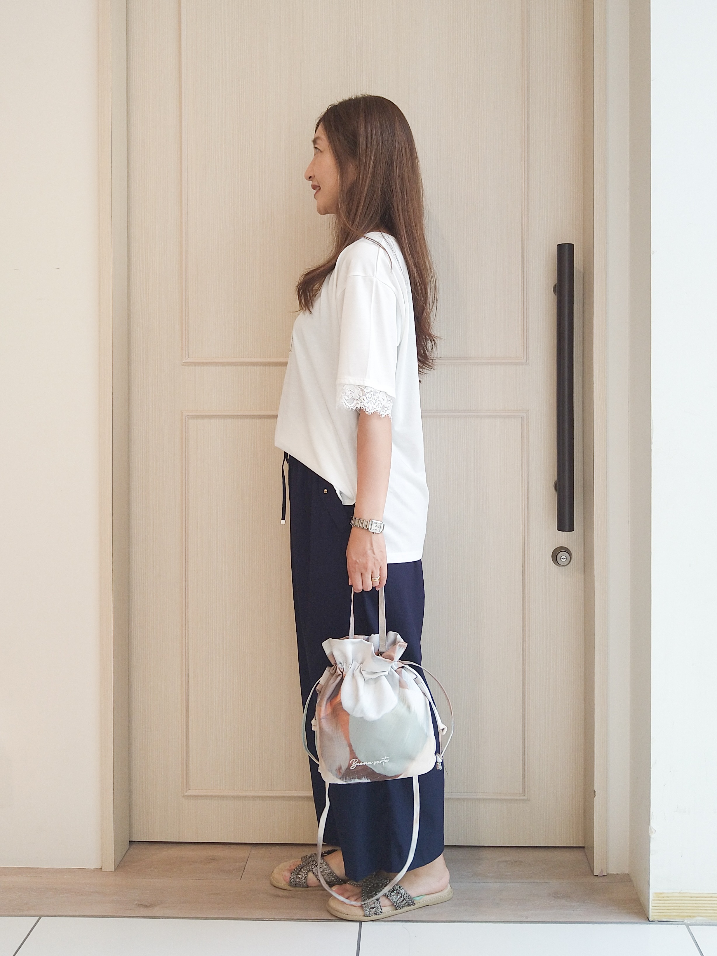 mi-saさんの「SHOO･LA･RUE｜【ひんやり/UV/S-LL】柄アソート お袖レースTシャツ」を使ったコーディネート