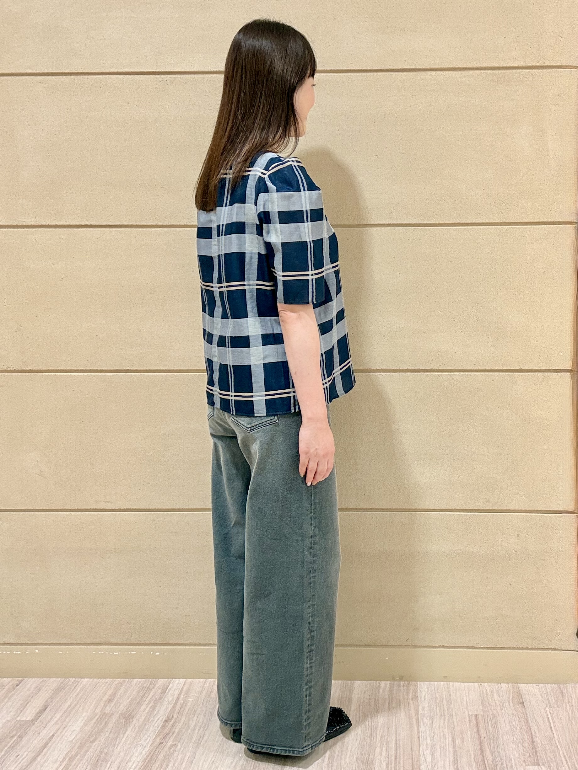 Marさんの「Reflect｜【セットアップ／手洗い可】チェック柄パフスリーブブラウス」を使ったコーディネート