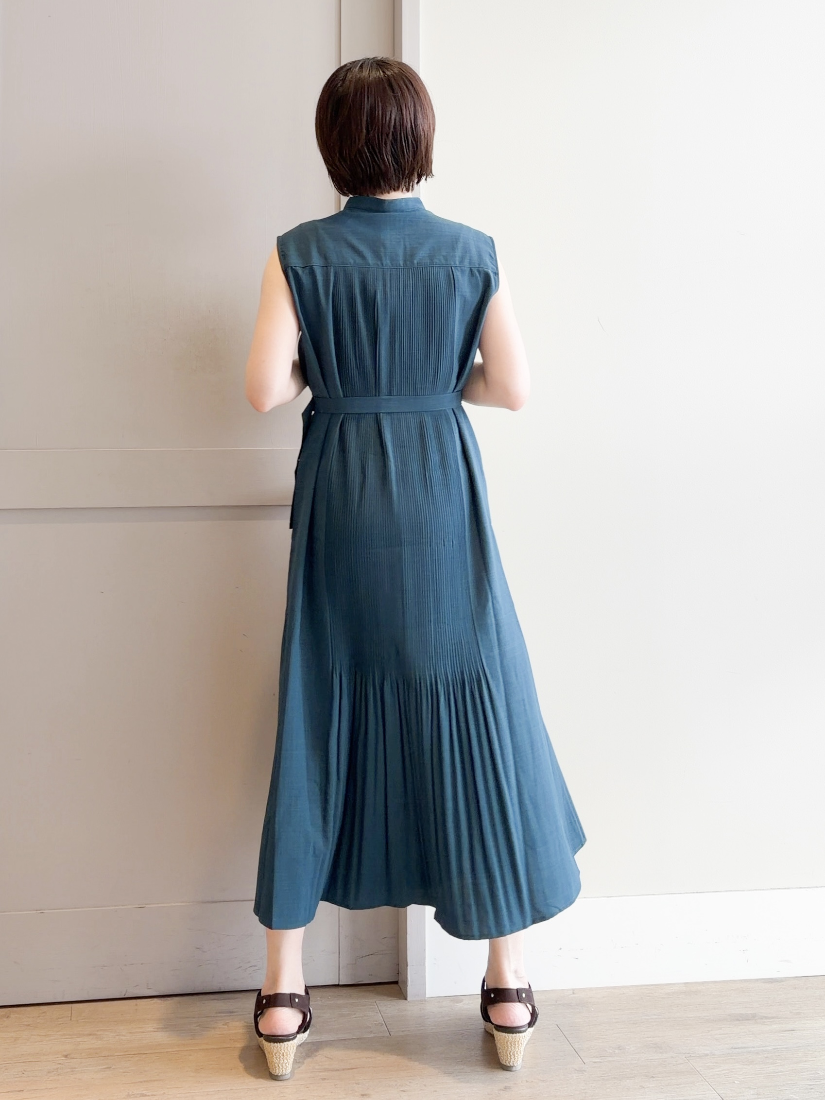 yamakoさんの「grove｜高評価！【洗える/名品】大人の透け感、シアーカーディガン」を使ったコーディネート