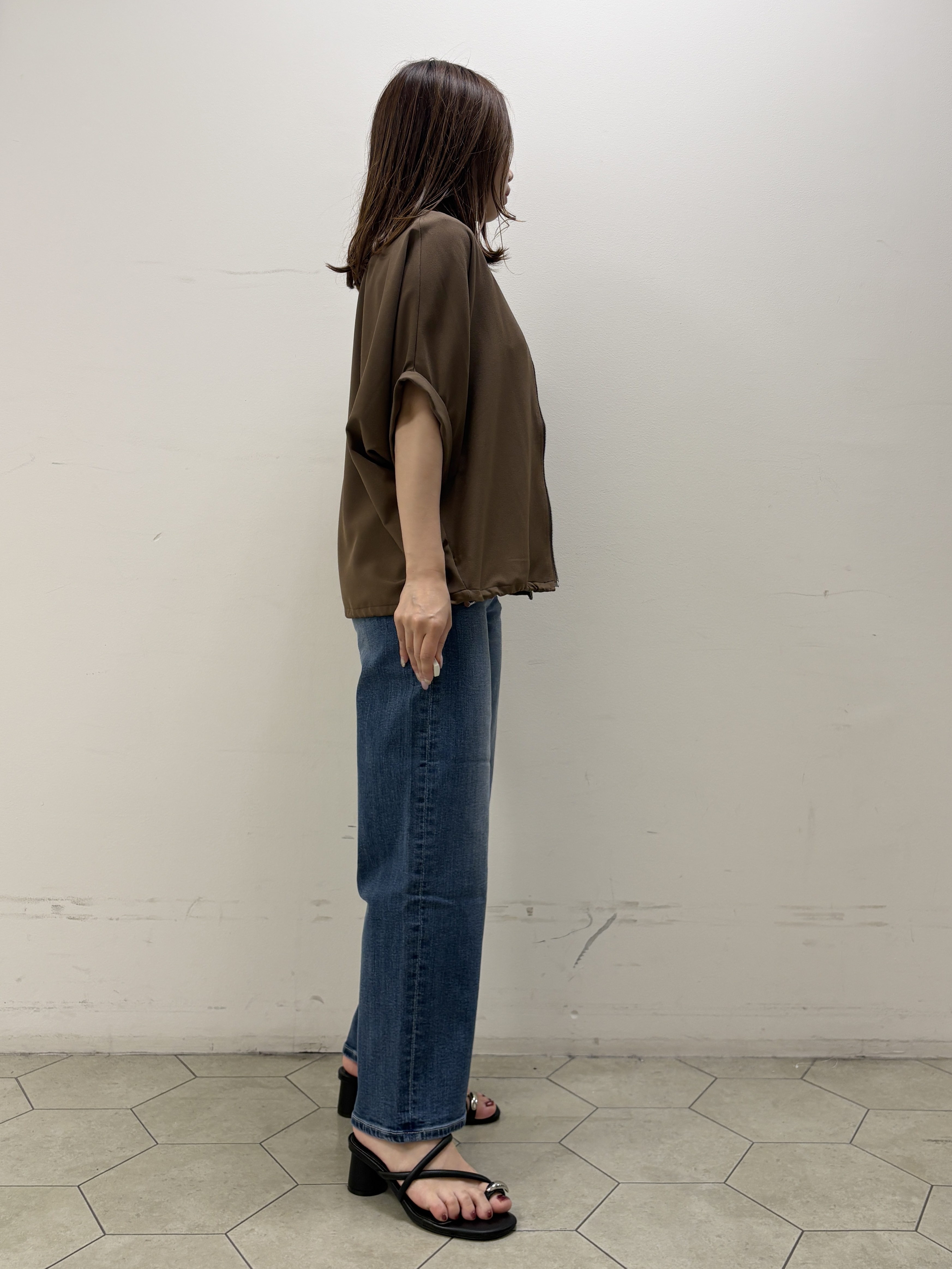 kahoさんの「INDIVI｜【着る日傘】ドルマンフォルムブルゾン」を使ったコーディネート