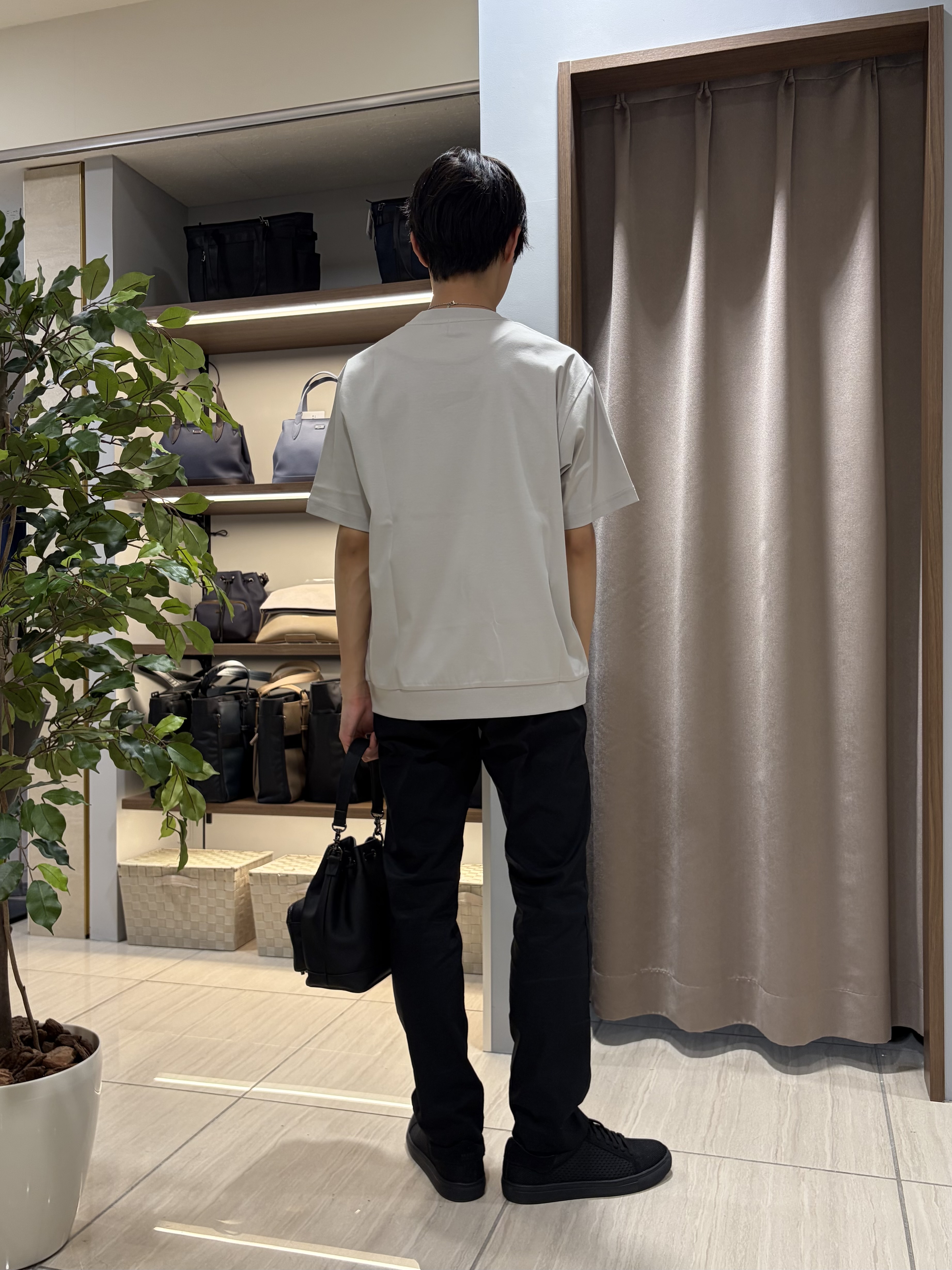 hiroさんの「TAKEO KIKUCHI｜【接触冷感】アイスクリアコットン Tシャツ」を使ったコーディネート