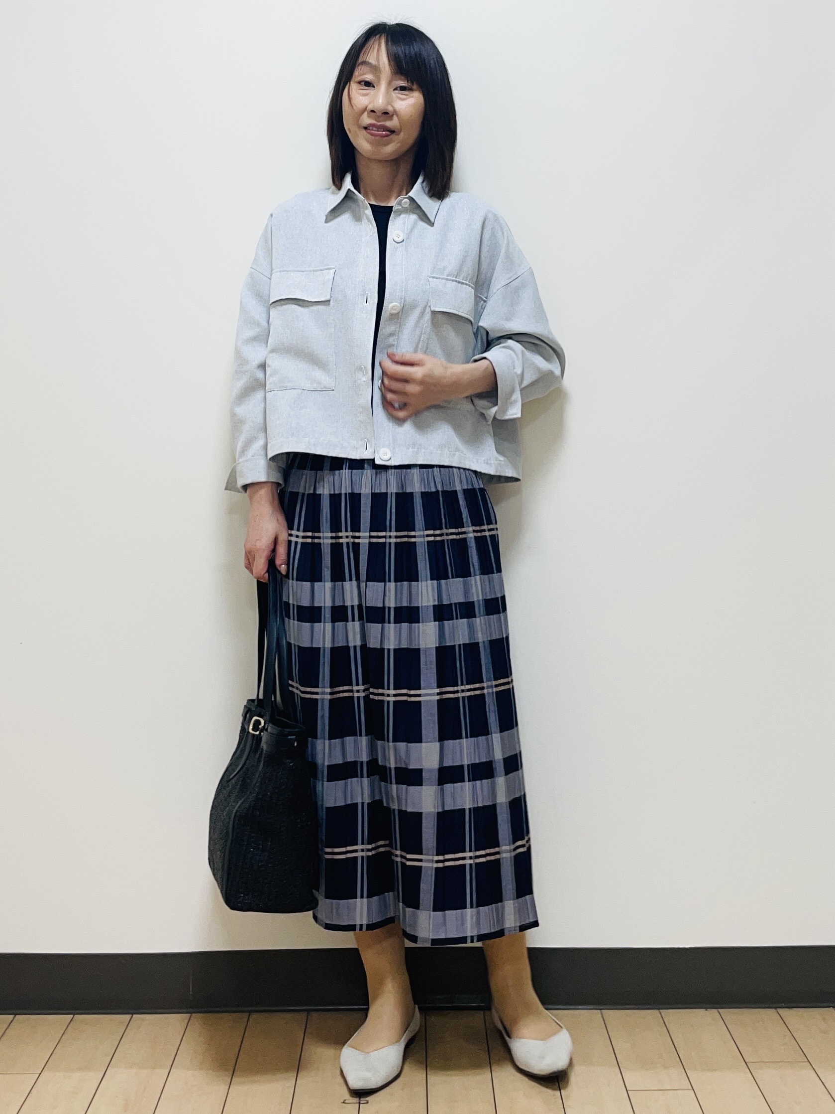 Riiさんの「Reflect｜【インナーにおすすめ◎】クルーネックストレッチリブトップス」を使ったコーディネート
