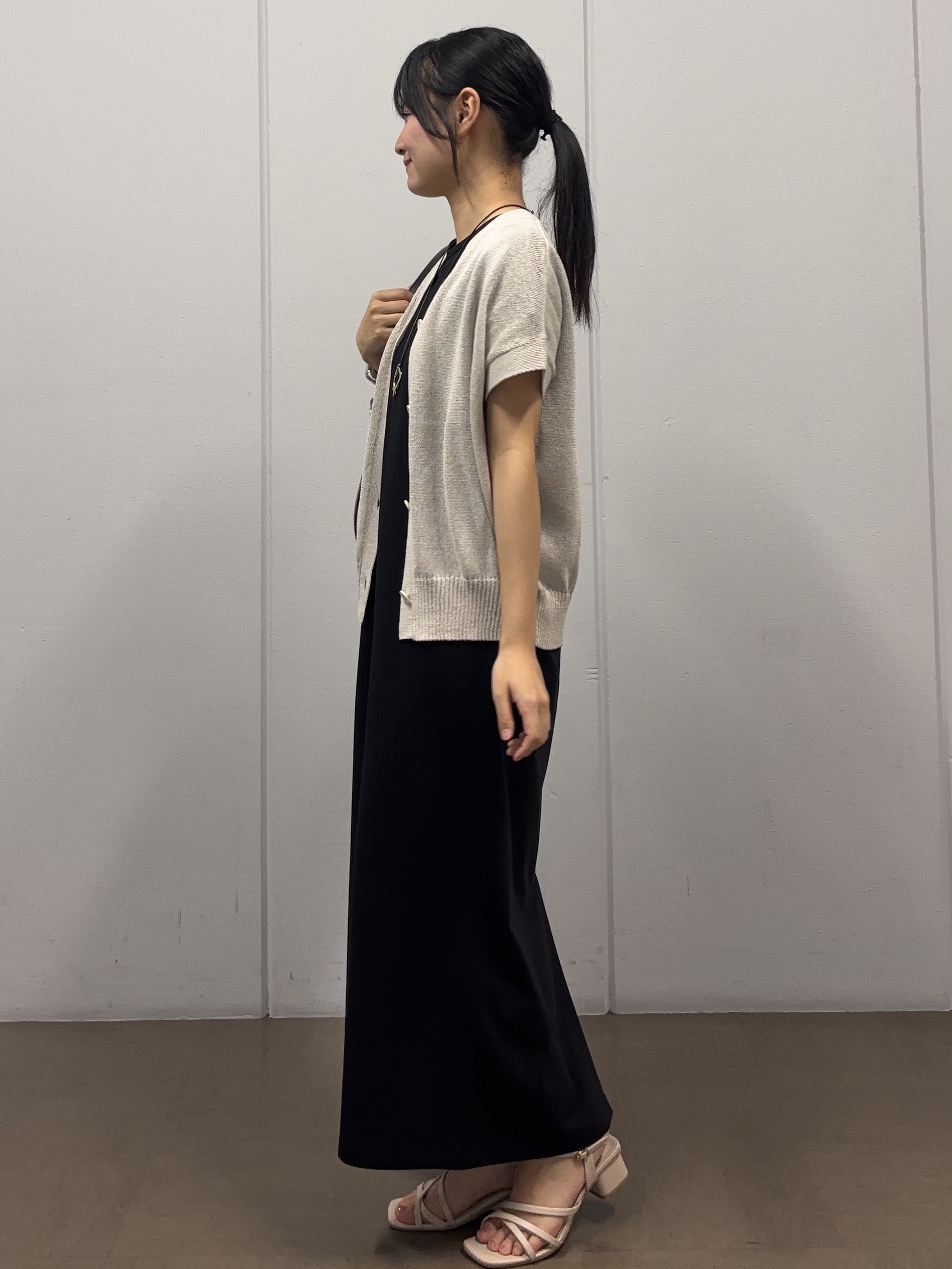 岩本優さんの「UNTITLED｜【古畑星夏さん着用】レザー調トップネックレス」を使ったコーディネート