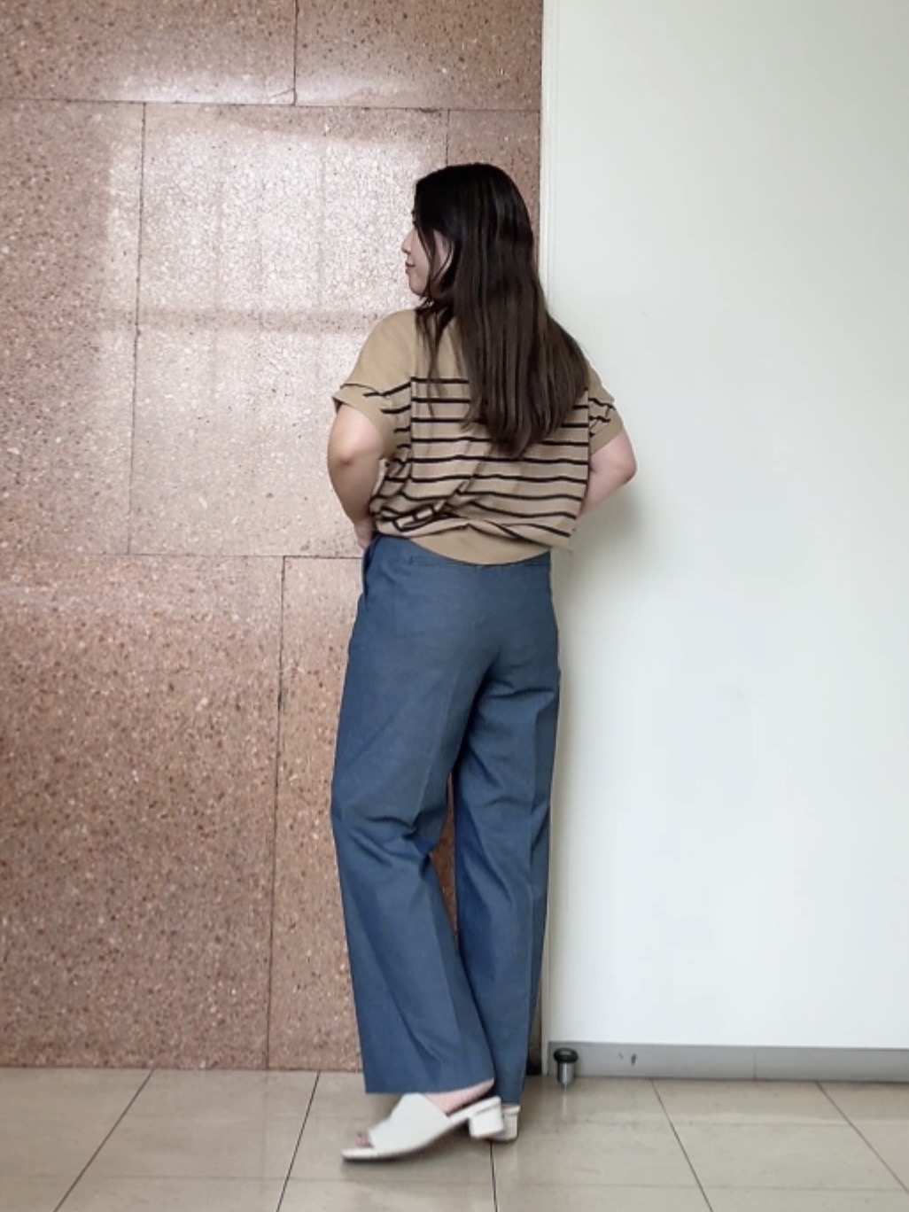 なかじさんの「UNTITLED｜【接触冷感/洗える/後ろウエストゴム】オックスワイドパンツ」を使ったコーディネート