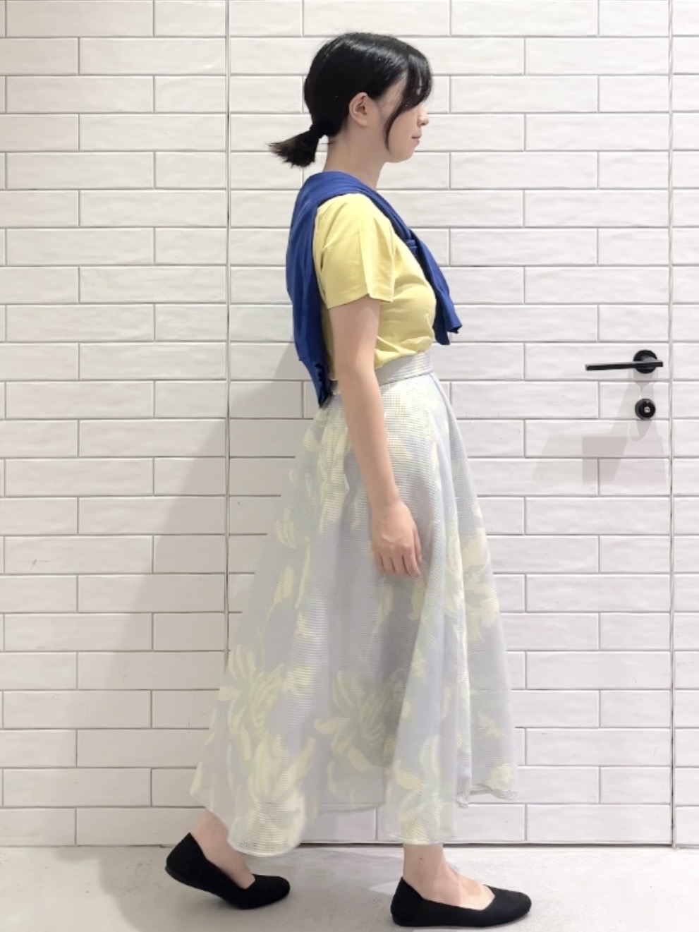 しおりさんの「OPAQUE.CLIP｜ポロ衿ニットカーディガン【洗濯機OK】」を使ったコーディネート