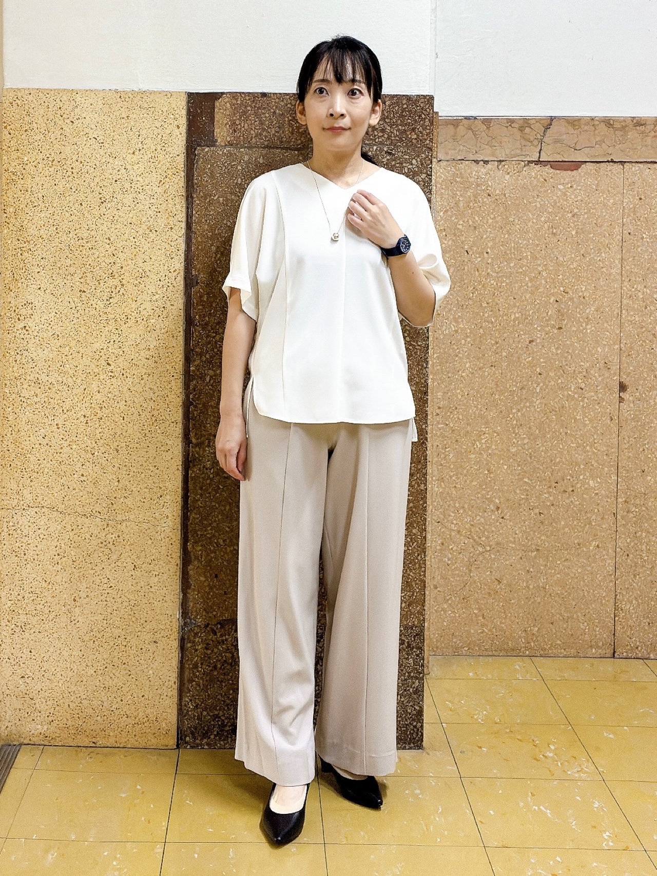 hattoriさんの「INDIVI｜【着る日傘】ドルマントップス」を使ったコーディネート