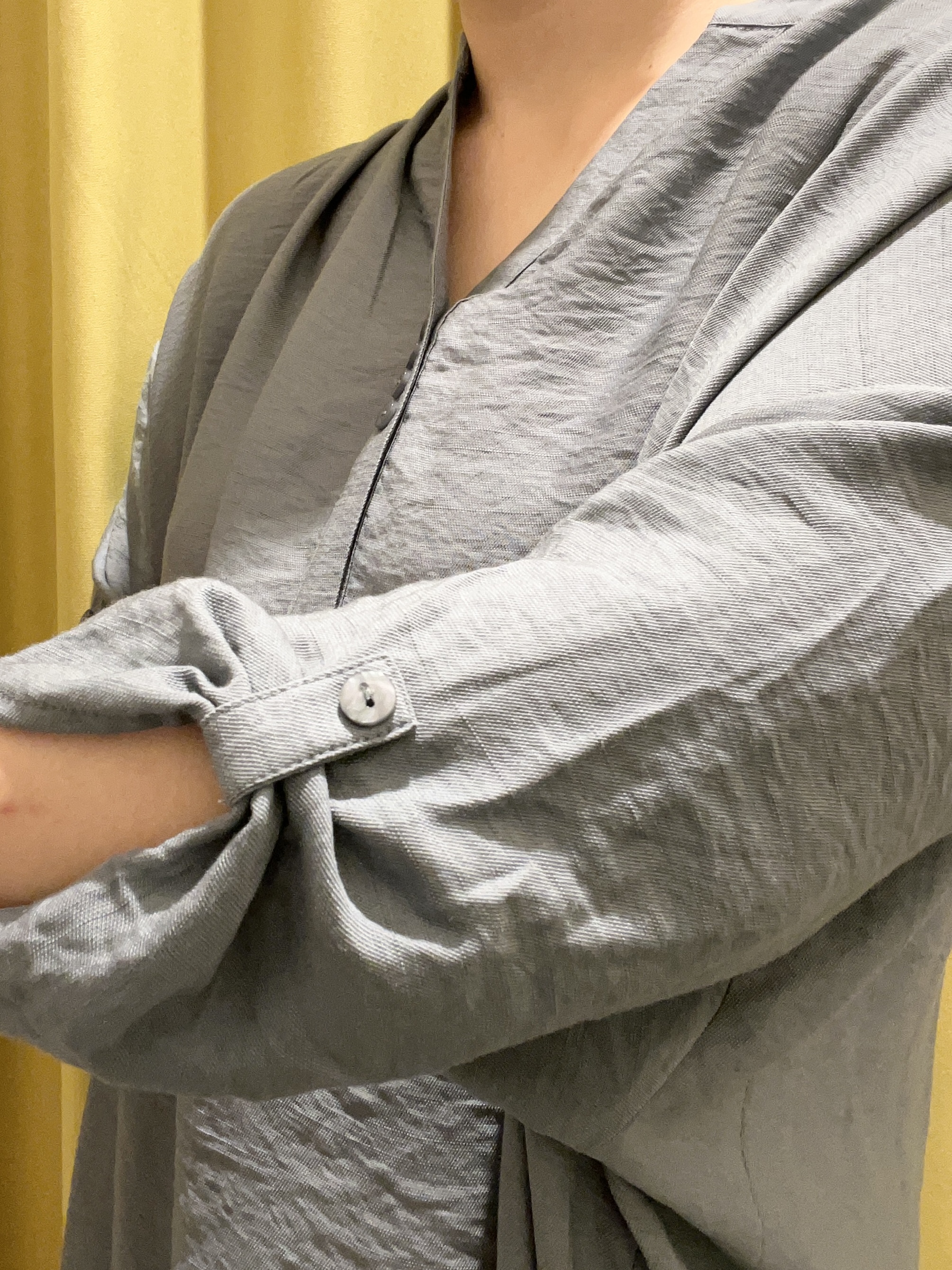 もーりぃさんの「SHOO･LA･RUE｜【ひんやり/S-LL/洗濯後しわになりにくい】体型カバーにも ゆるっとリラックスチュニック」を使ったコーディネート