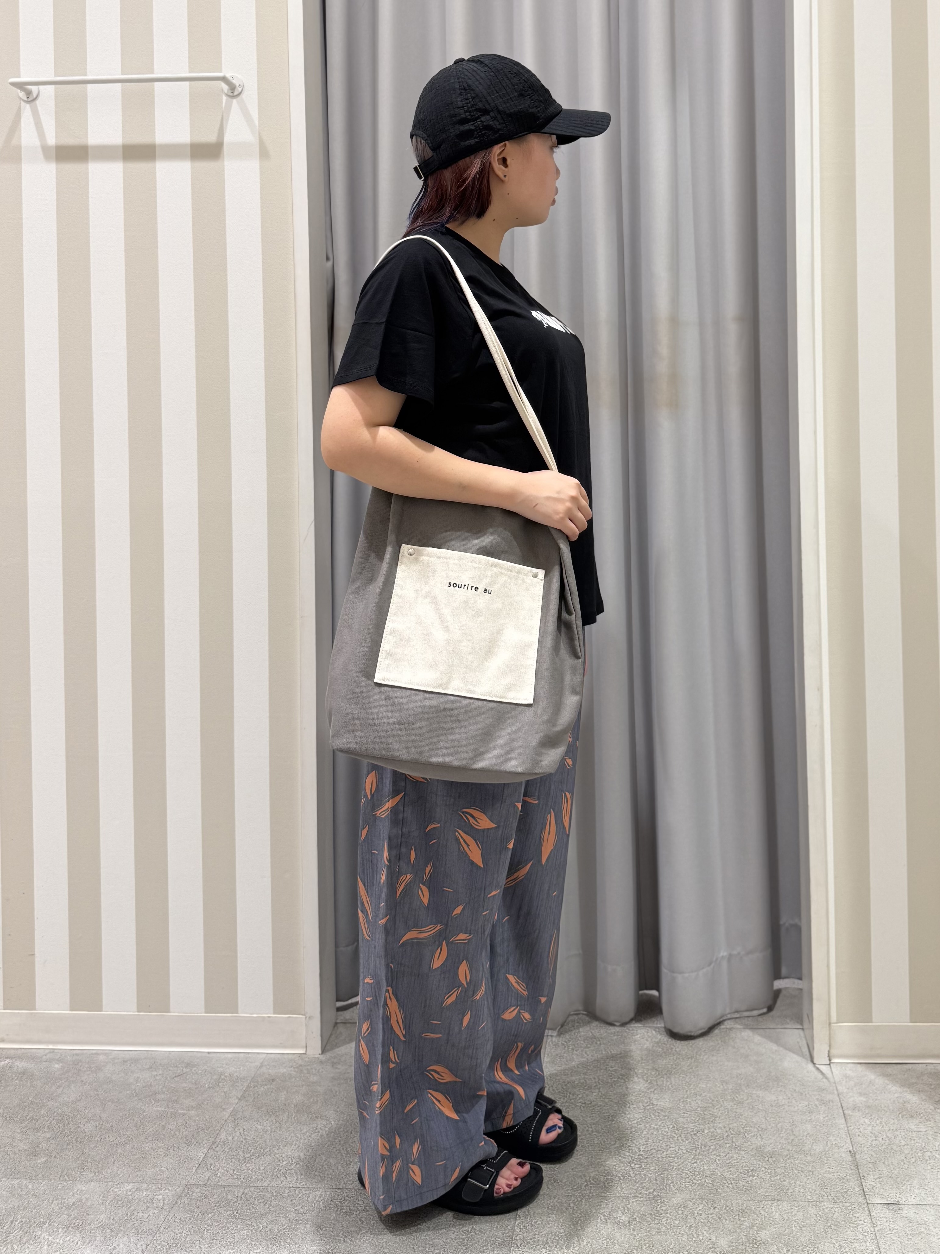 sakinoさんの「SHOO･LA･RUE｜【PEANUTS】ひんやりプリントTシャツ」を使ったコーディネート