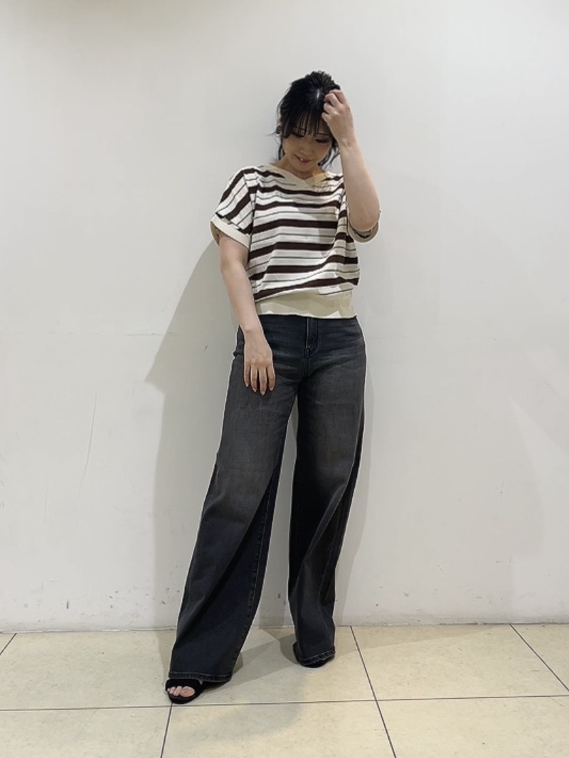 watanabeさんの「UNTITLED｜【肌に張りつきにくい/前後2WAY】ドライタッチコットンプルオーバー」を使ったコーディネート