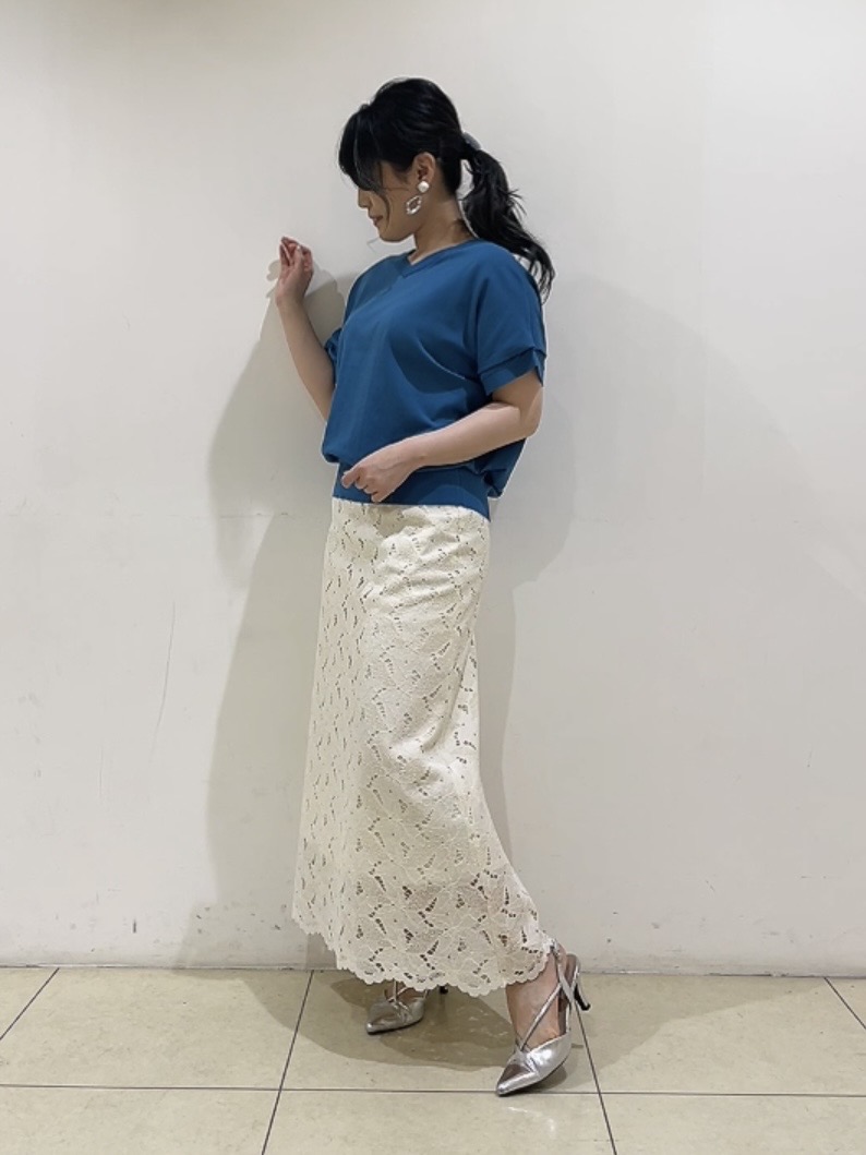 watanabeさんの「UNTITLED｜【肌に張りつきにくい/前後2WAY】ドライタッチコットンプルオーバー」を使ったコーディネート