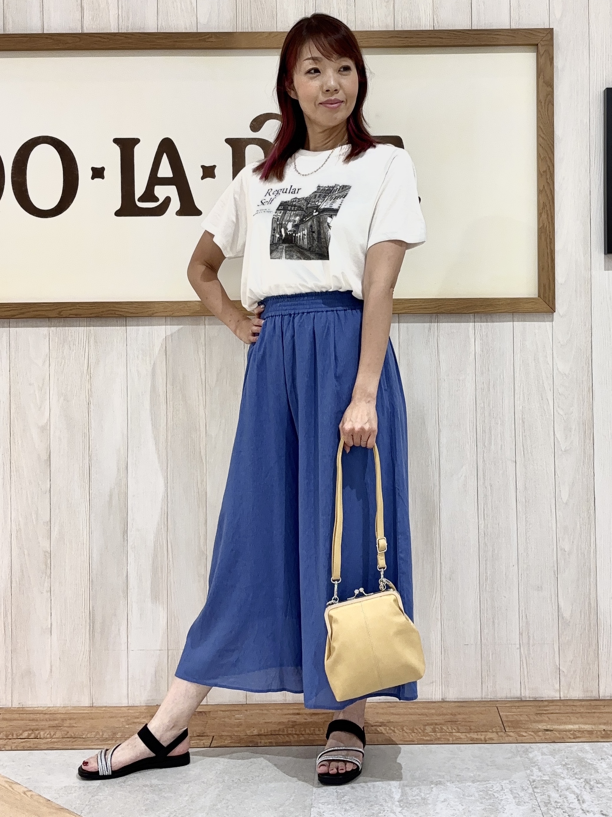 みきぽんさんの「SHOO･LA･RUE｜【洗濯機可】ダブルポケット 楊柳しぼしぼシアーシャツ」を使ったコーディネート