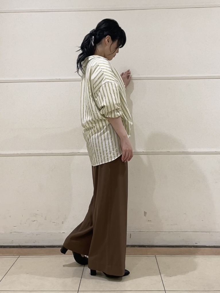watanabeさんの「UNTITLED｜【接触冷感/防シワ/着る日傘】イージーワイドパンツ」を使ったコーディネート