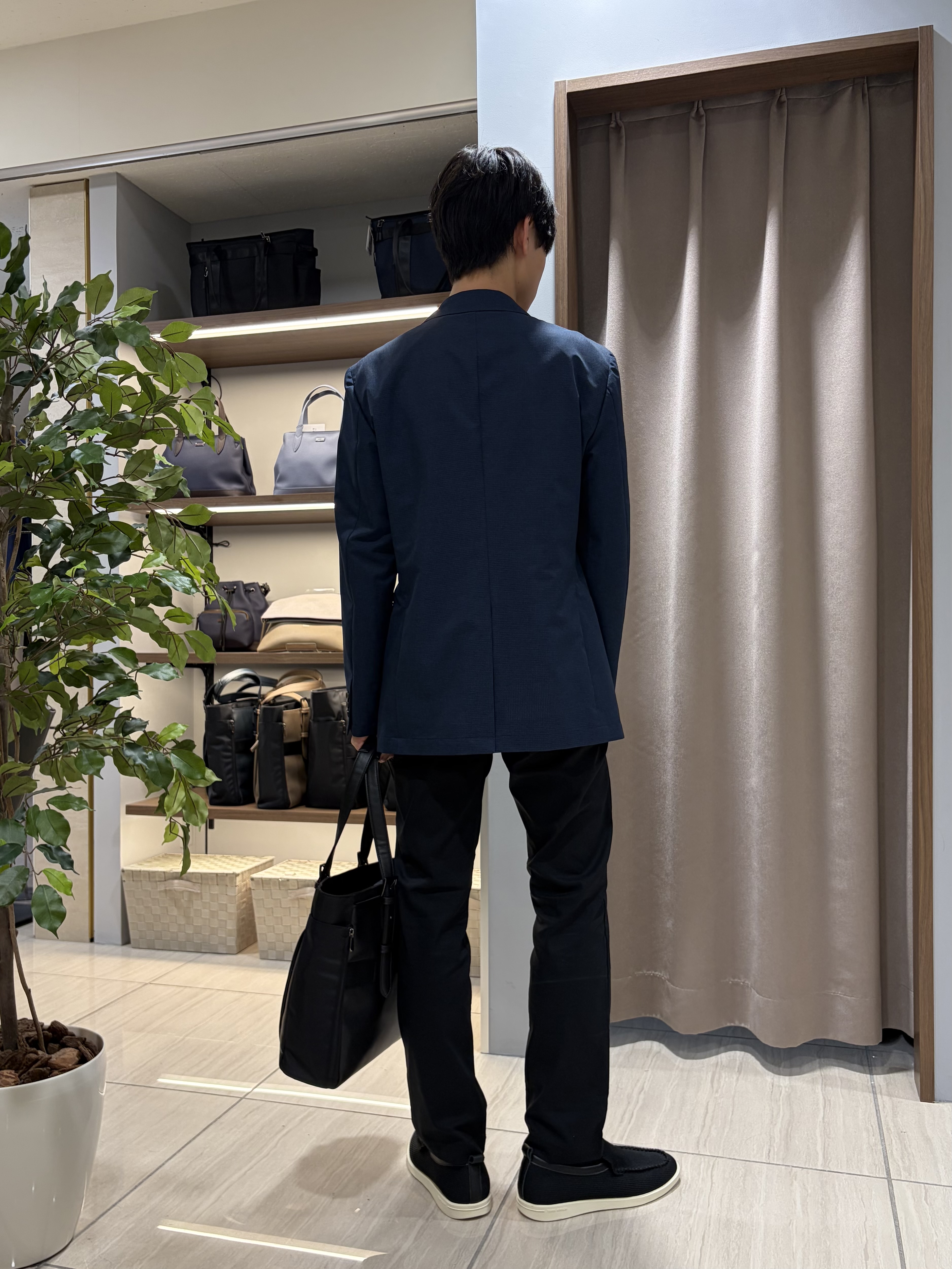 hiroさんの「TAKEO KIKUCHI｜【Begin5月号掲載/通気性】トリコットサッカー ジャケット」を使ったコーディネート