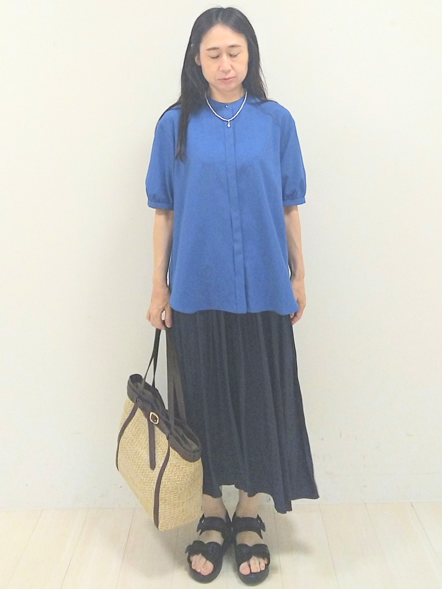SANAさんの「Reflect｜シルバービーズショートネックレス」を使ったコーディネート