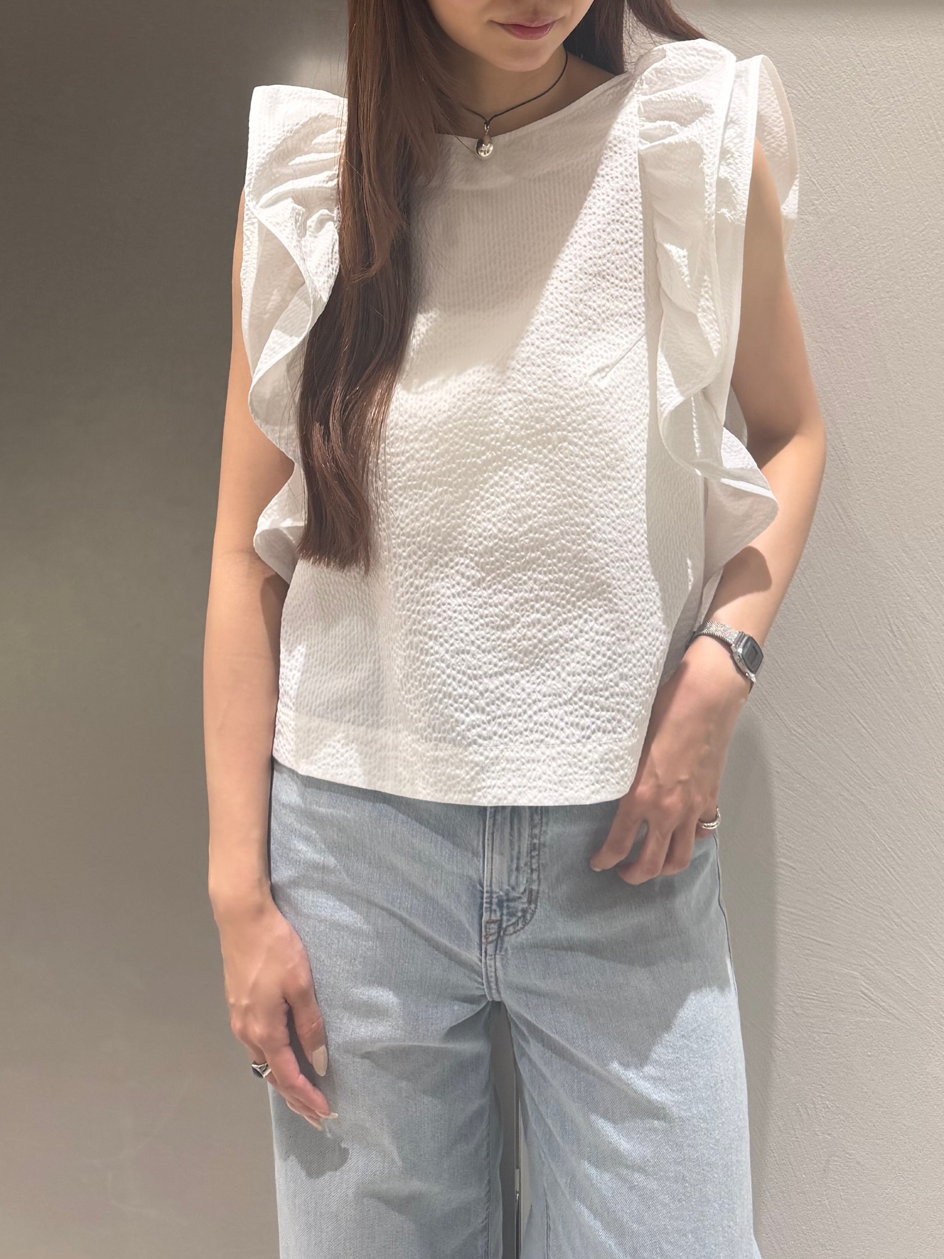 kanamiさんの「CODE A｜ruffle drama blouse」を使ったコーディネート