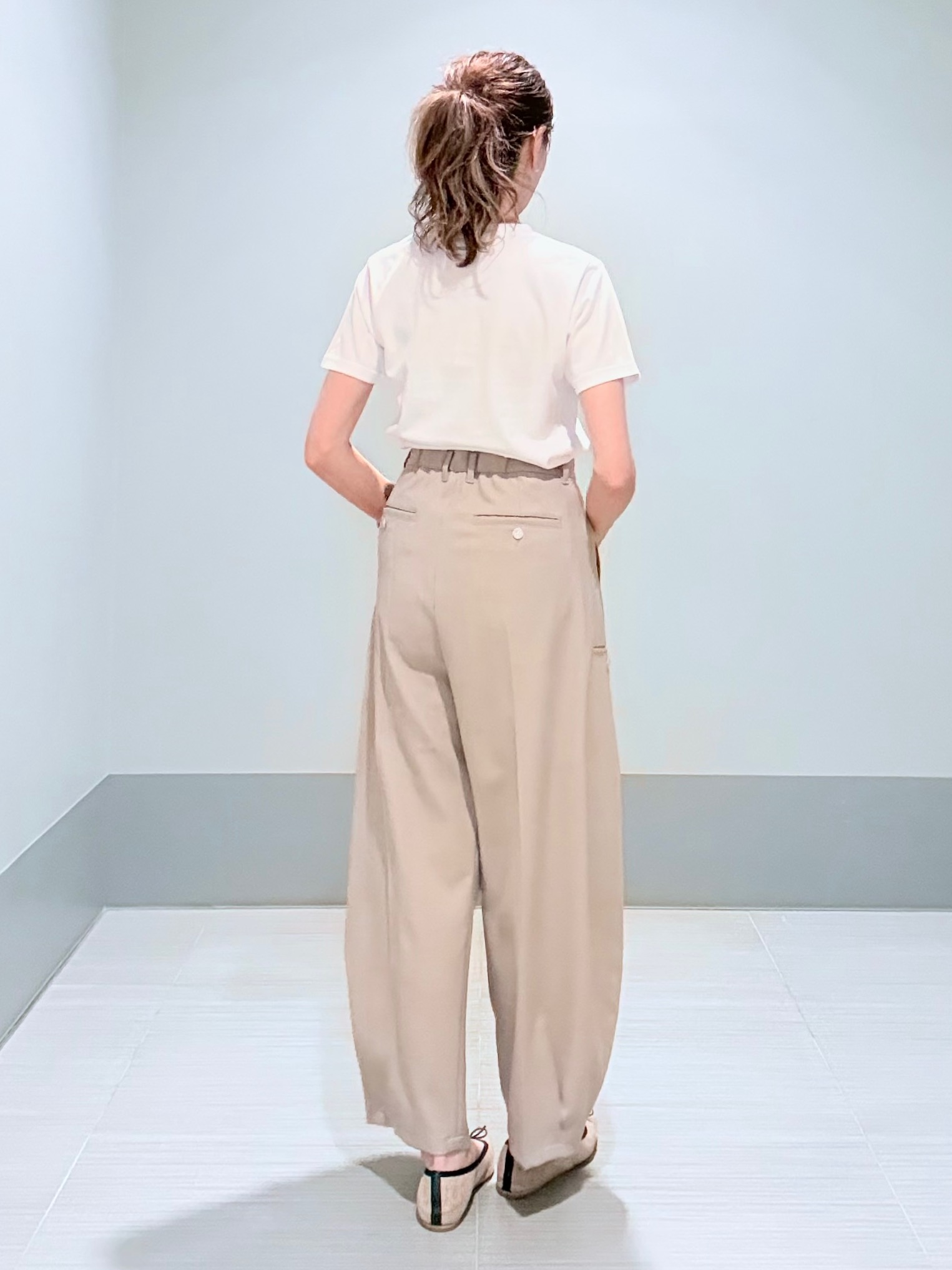 Yamaさんの「DRESSTERIOR｜【別注】マリリンモンロー/モノトーンプリントTシャツ」を使ったコーディネート