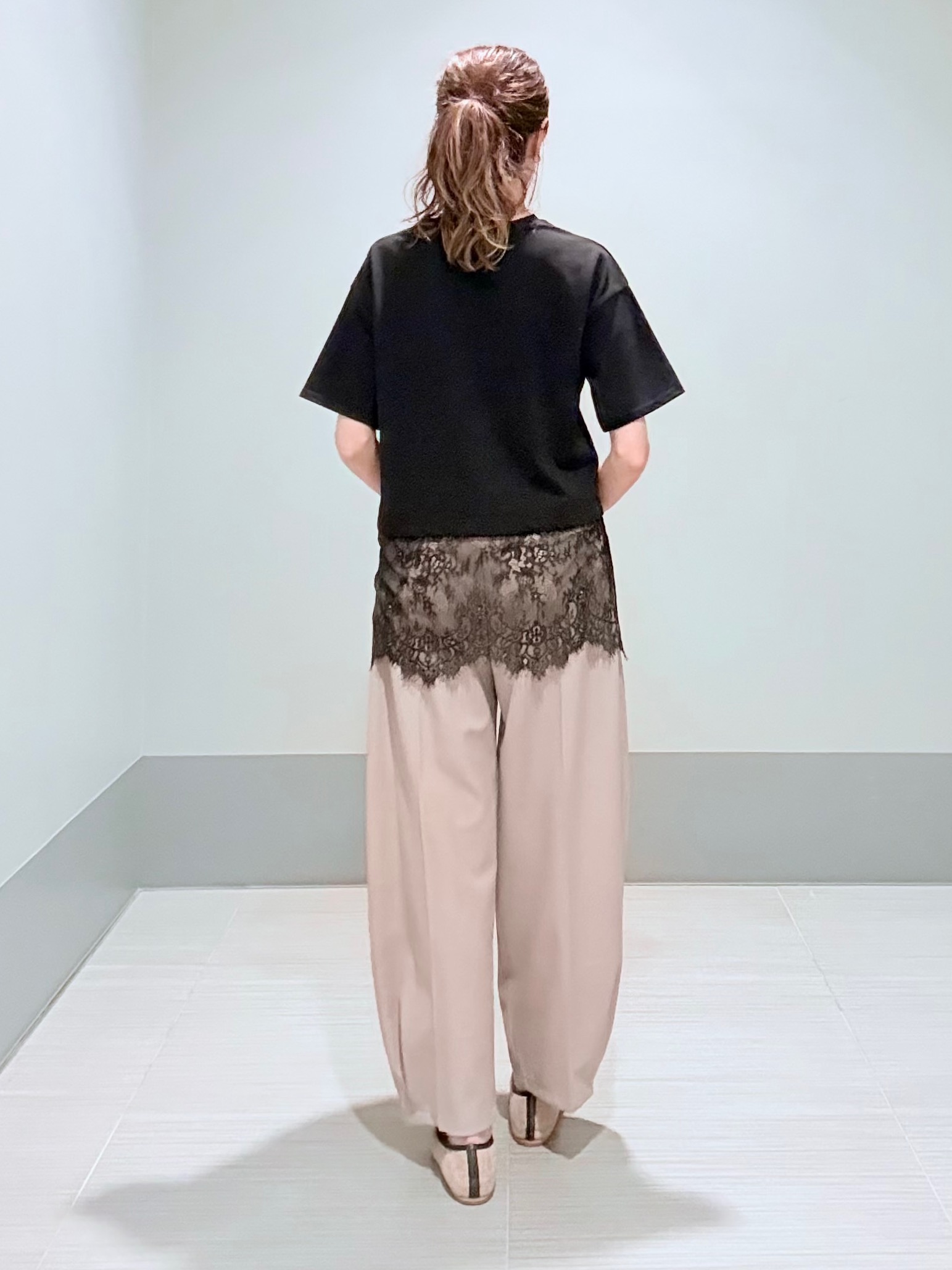 Yamaさんの「DRESSTERIOR｜レースドッキングレイヤード Tシャツ」を使ったコーディネート
