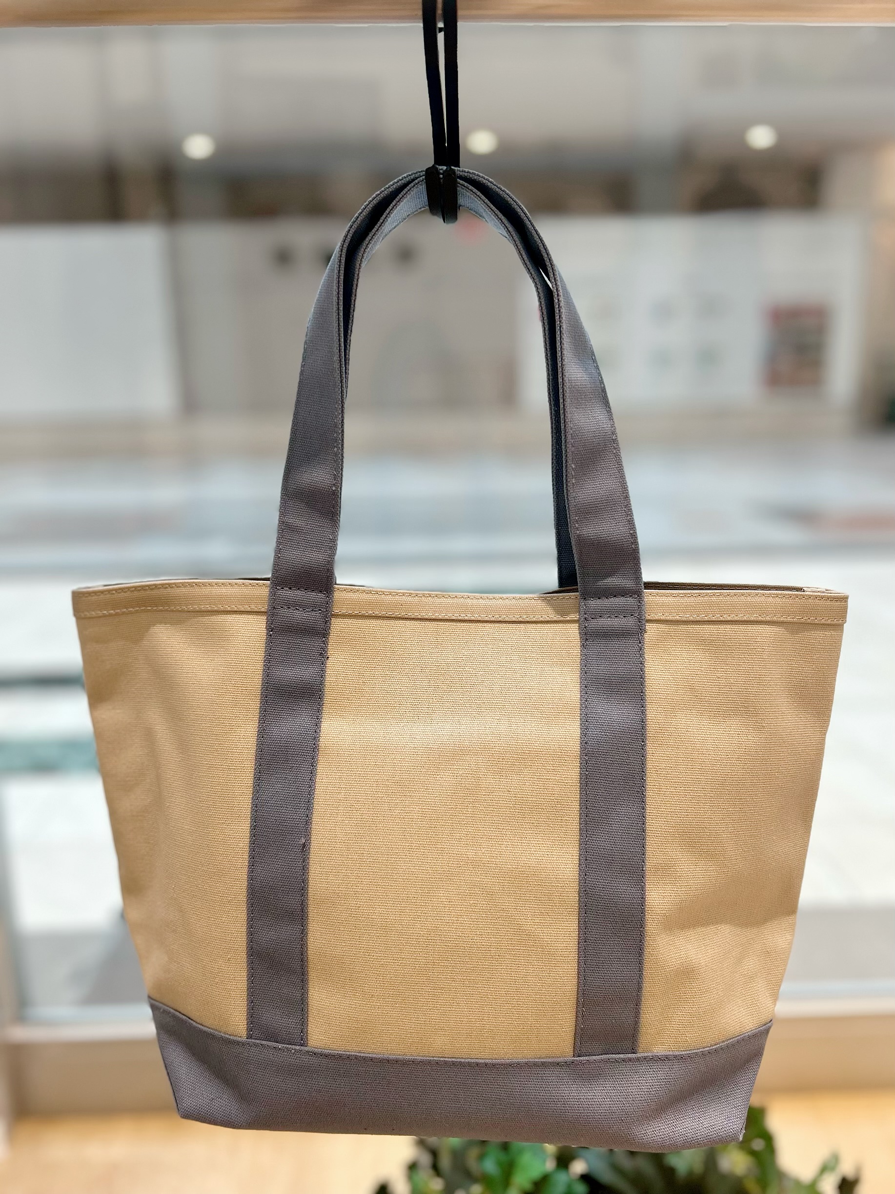 YOUKOさんの「Dessin｜配色キャンバストートバッグM」を使ったコーディネート