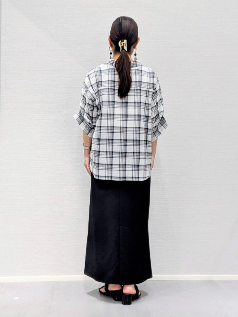makkyさんの「UNTITLED｜【透け感／2WAY】袖アレンジ チェックシャツ」を使ったコーディネート