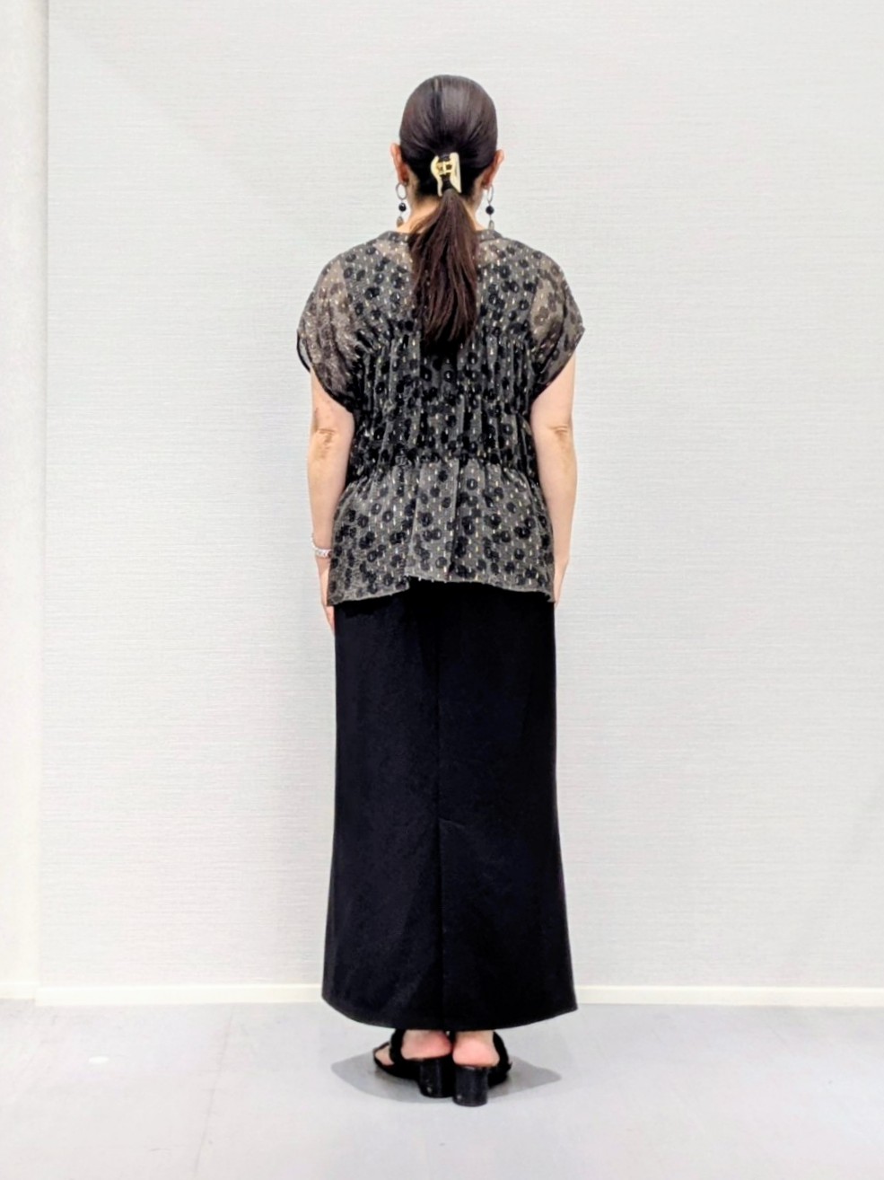 makkyさんの「UNTITLED｜【9色展開/アンサンブル可】コットンクルーネックカーディガン」を使ったコーディネート