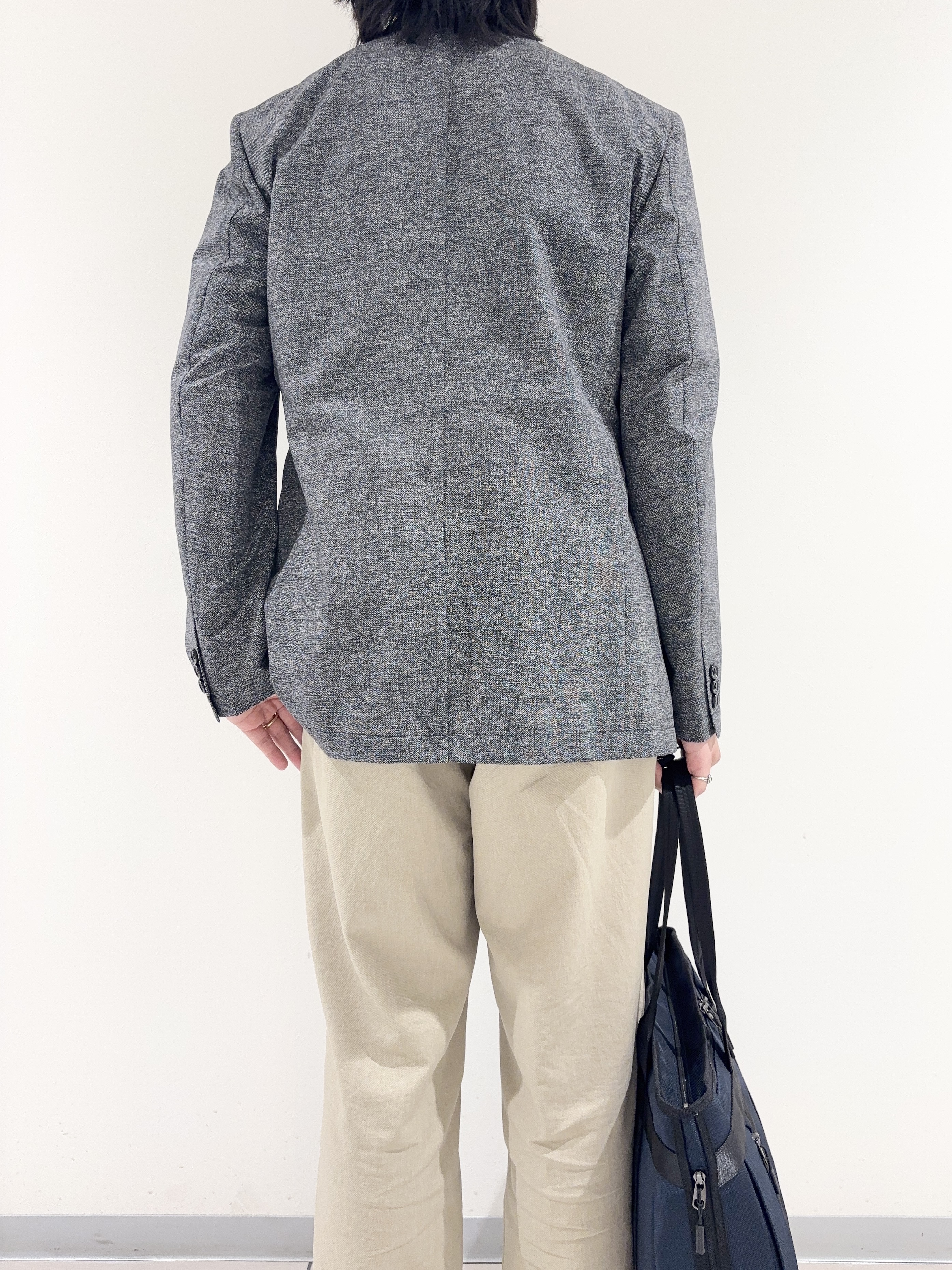 及川さんの「TAKEO KIKUCHI｜【抗菌防臭】COOL DOTS（R）ドビープリント ジャケット」を使ったコーディネート