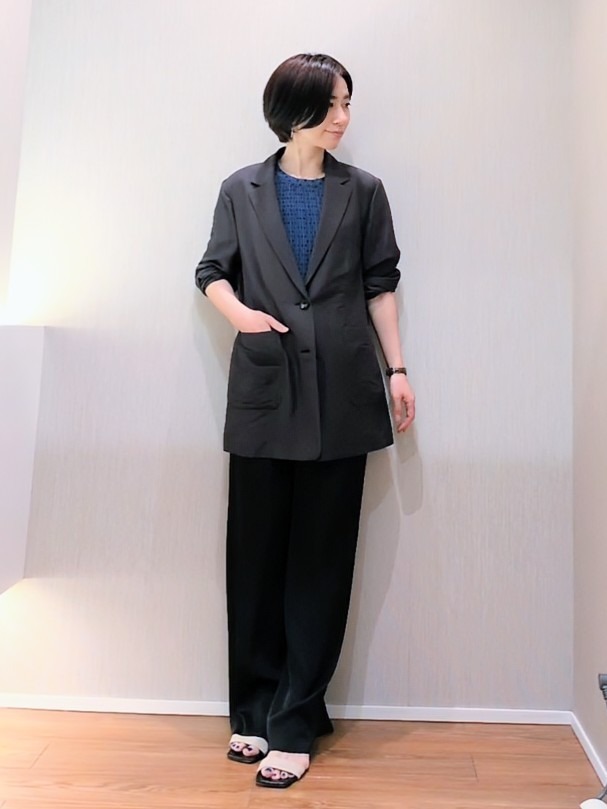 ミズタさんの「UNTITLED｜【程よいシアー感/洗える】エアリーバイオジャケット」を使ったコーディネート