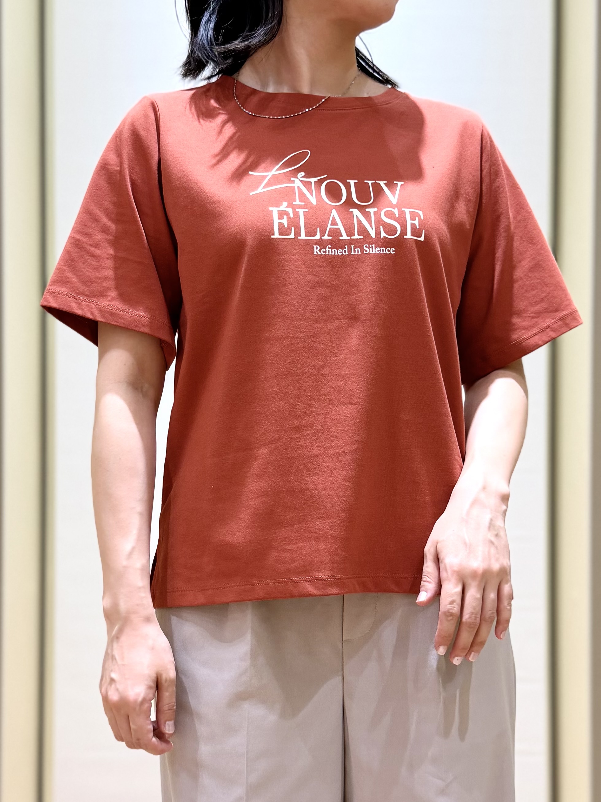 あんりさんの「grove｜【吸水速乾・UVカット・接触冷感・マシンウォッシャブル】ベーシックMIXロゴプリントT」を使ったコーディネート