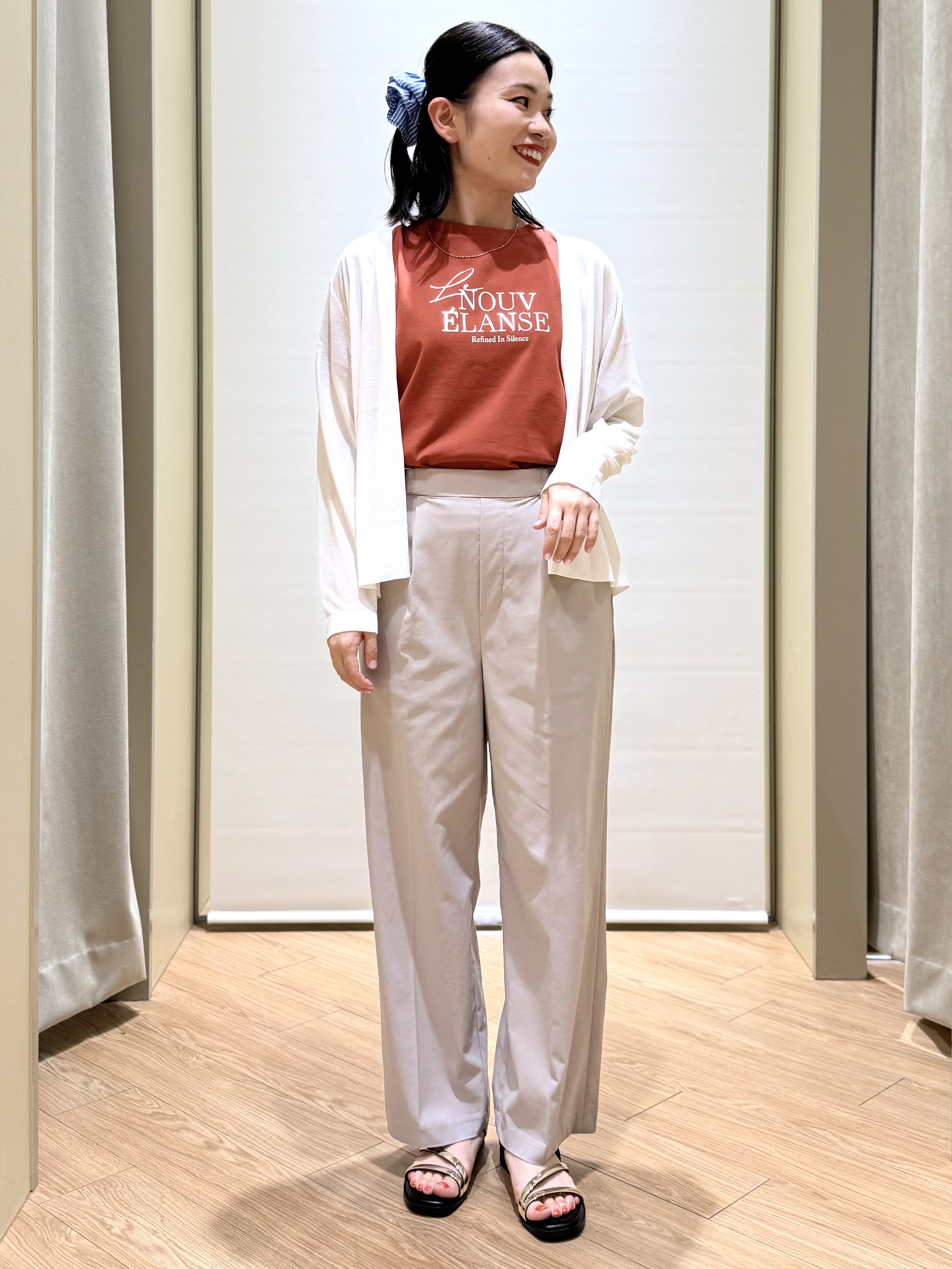 あんりさんの「grove｜【吸水速乾・UVカット・接触冷感・マシンウォッシャブル】ベーシックMIXロゴプリントT」を使ったコーディネート