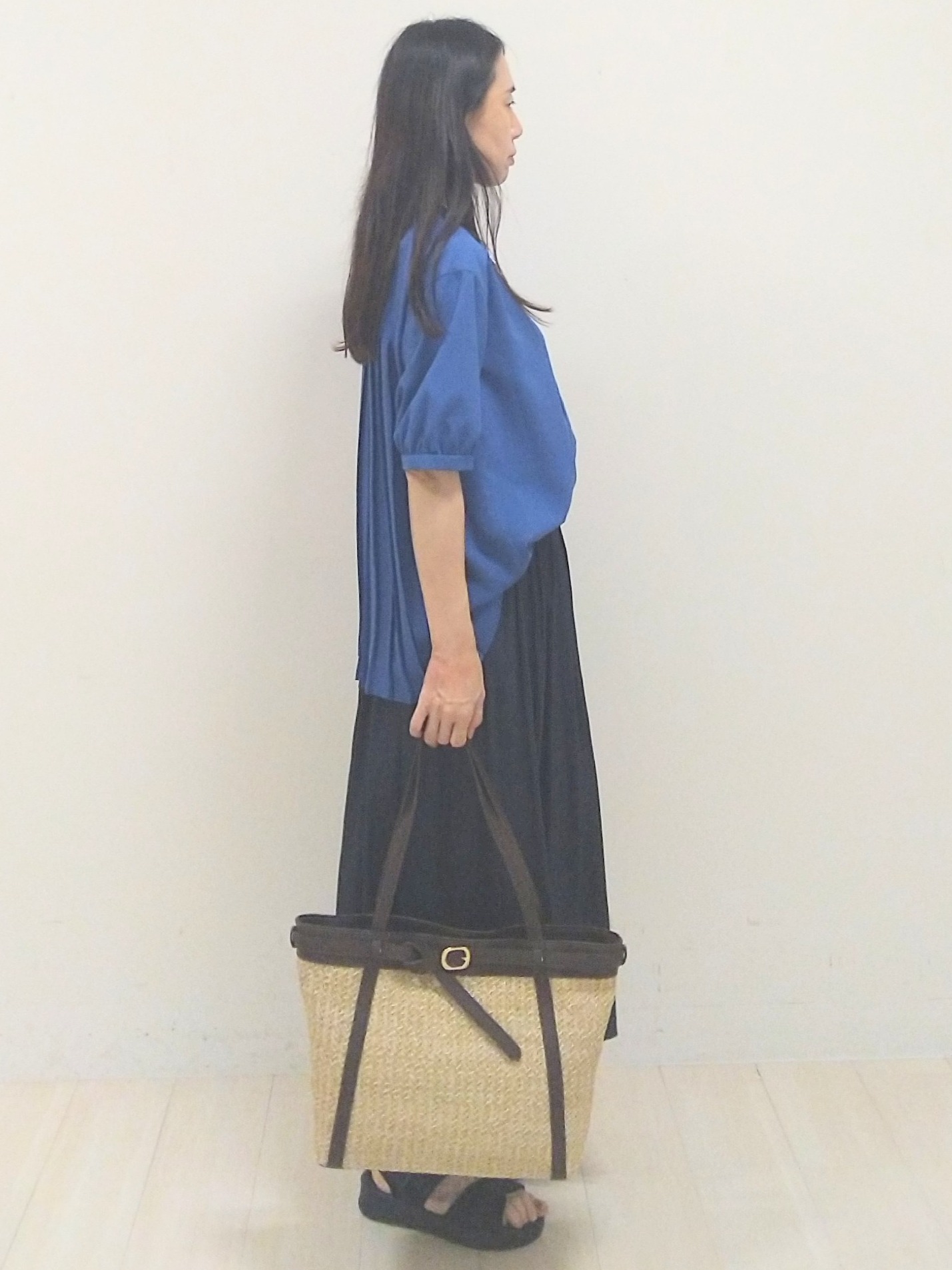 SANAさんの「Reflect｜シルバービーズショートネックレス」を使ったコーディネート