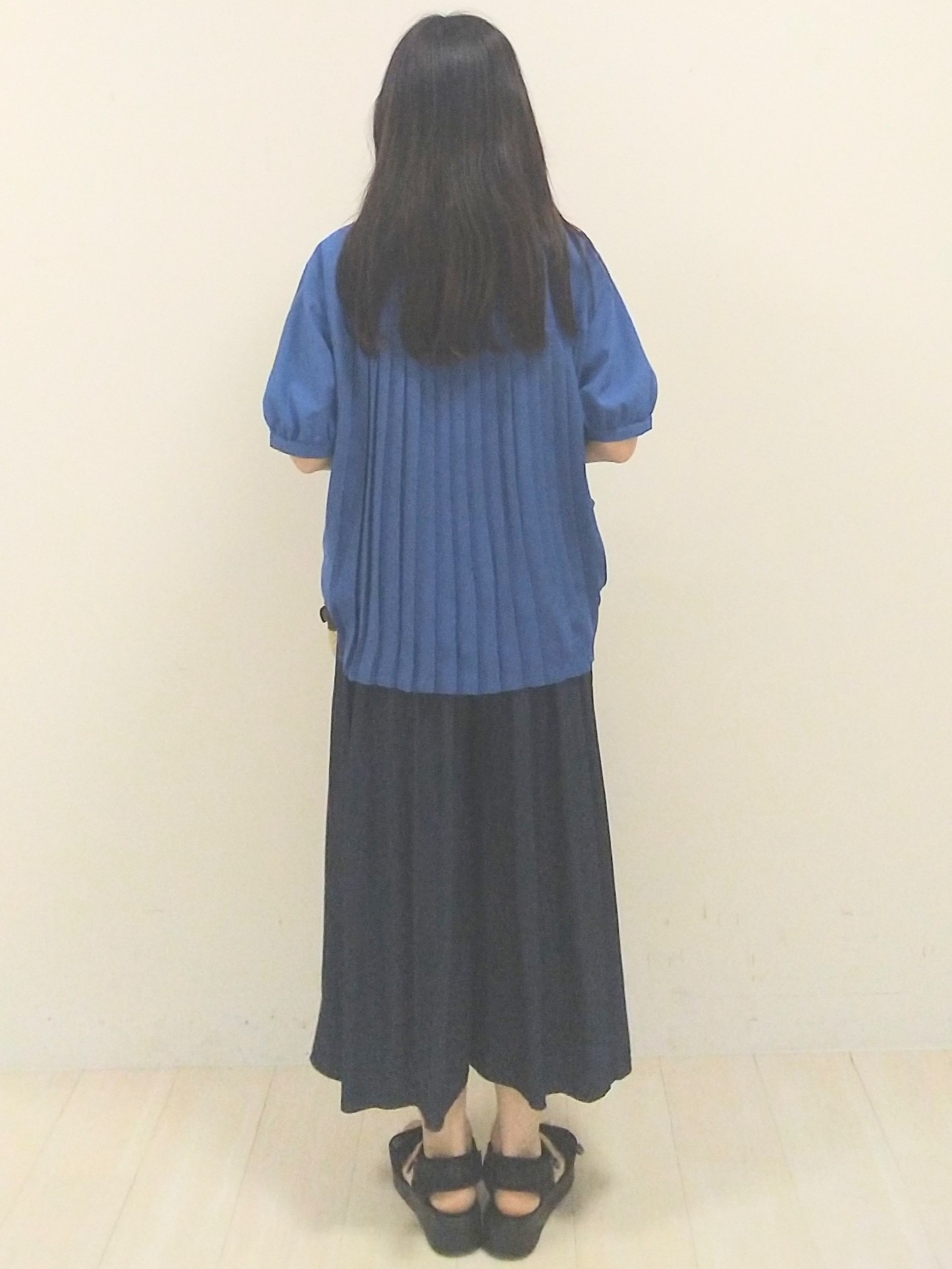SANAさんの「Reflect｜シルバービーズショートネックレス」を使ったコーディネート