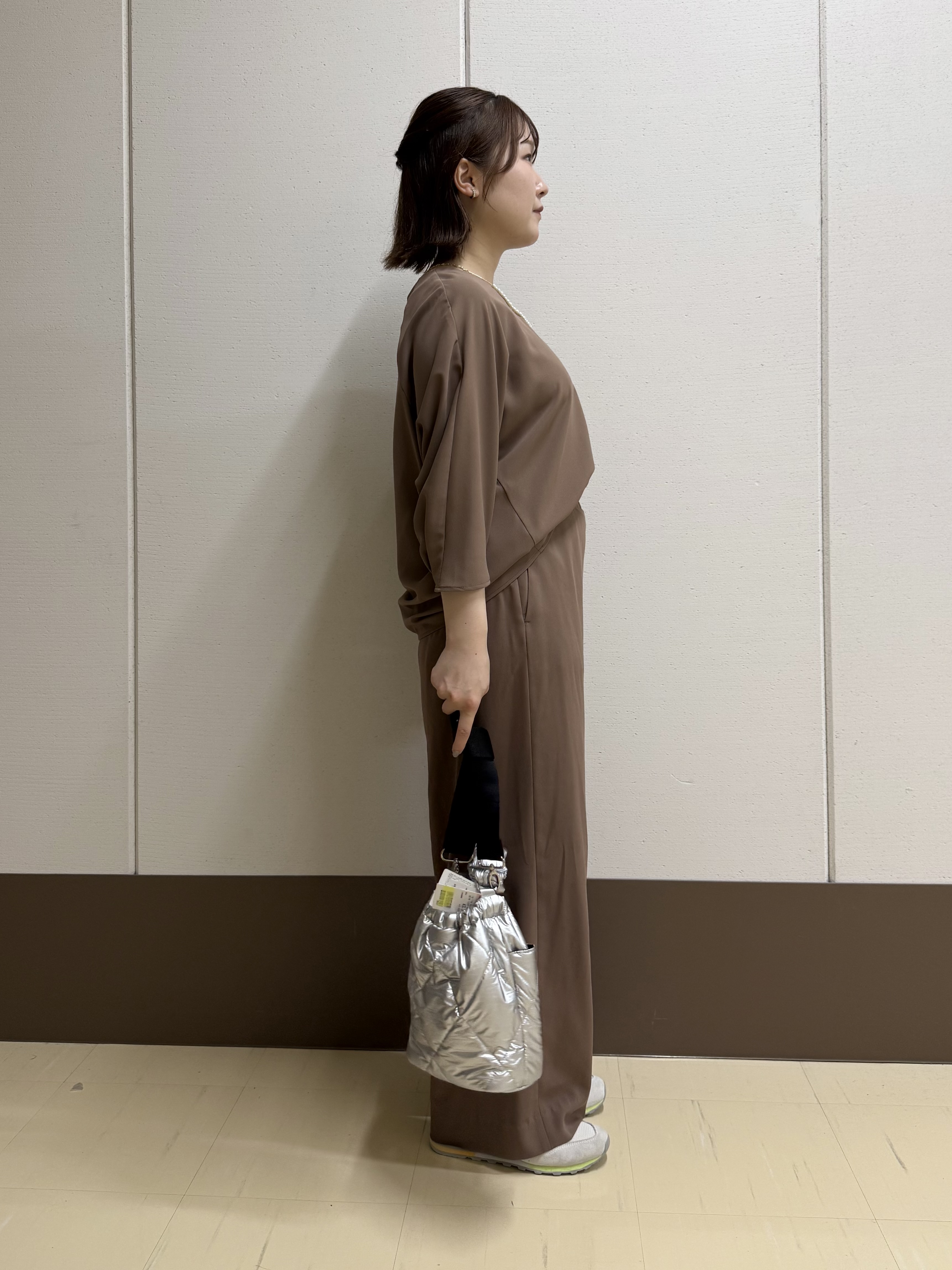 Rikoさんの「INDIVI｜【接触冷感／透湿／着る日傘】ドルマントップス」を使ったコーディネート