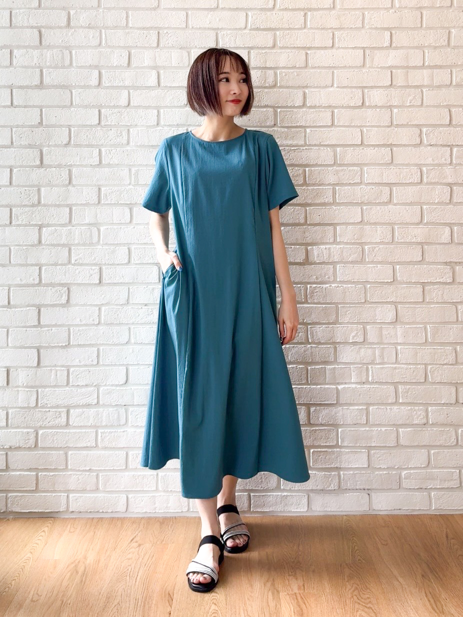 𝐜𝐡𝐢𝐤𝐚さんの「SHOO･LA･RUE｜【S-LL/洗濯機可】夏に使える 程よい透け感のシアーブルゾン」を使ったコーディネート