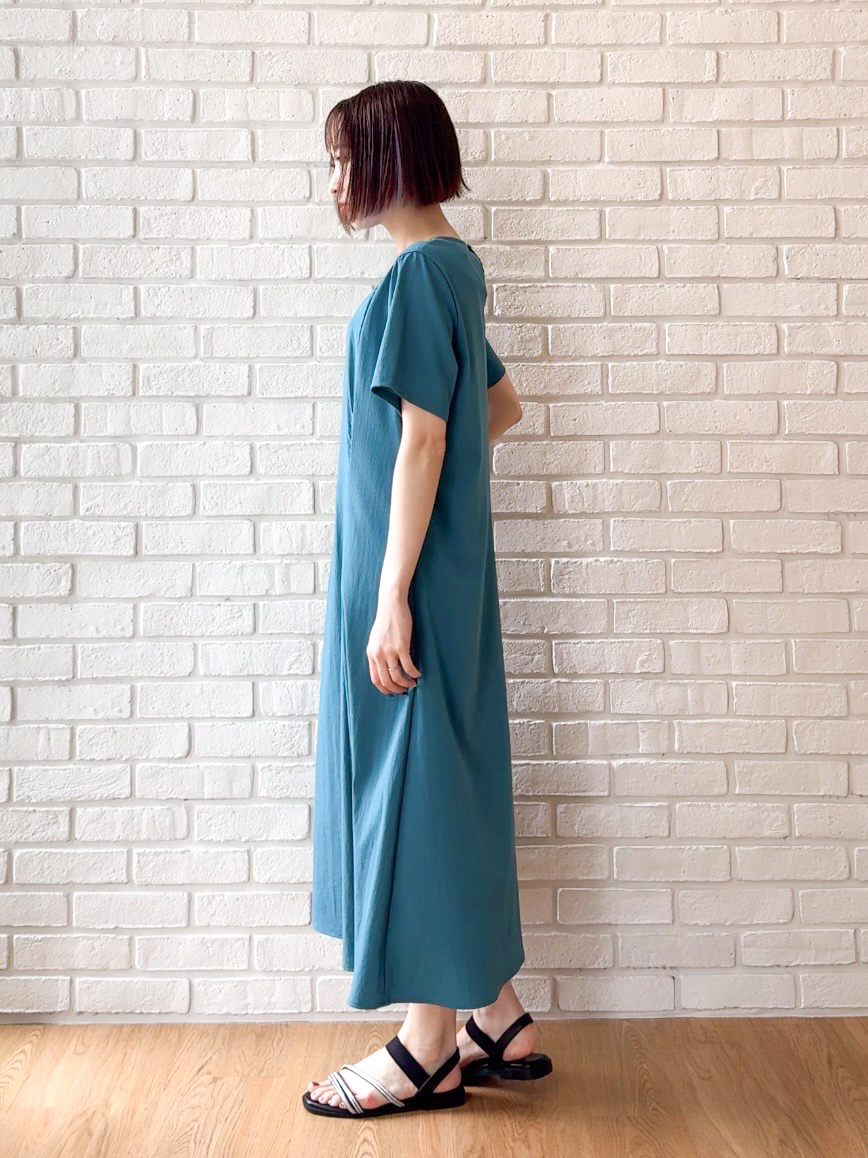 𝐜𝐡𝐢𝐤𝐚さんの「SHOO･LA･RUE｜【S-LL/洗濯機可】夏に使える 程よい透け感のシアーブルゾン」を使ったコーディネート