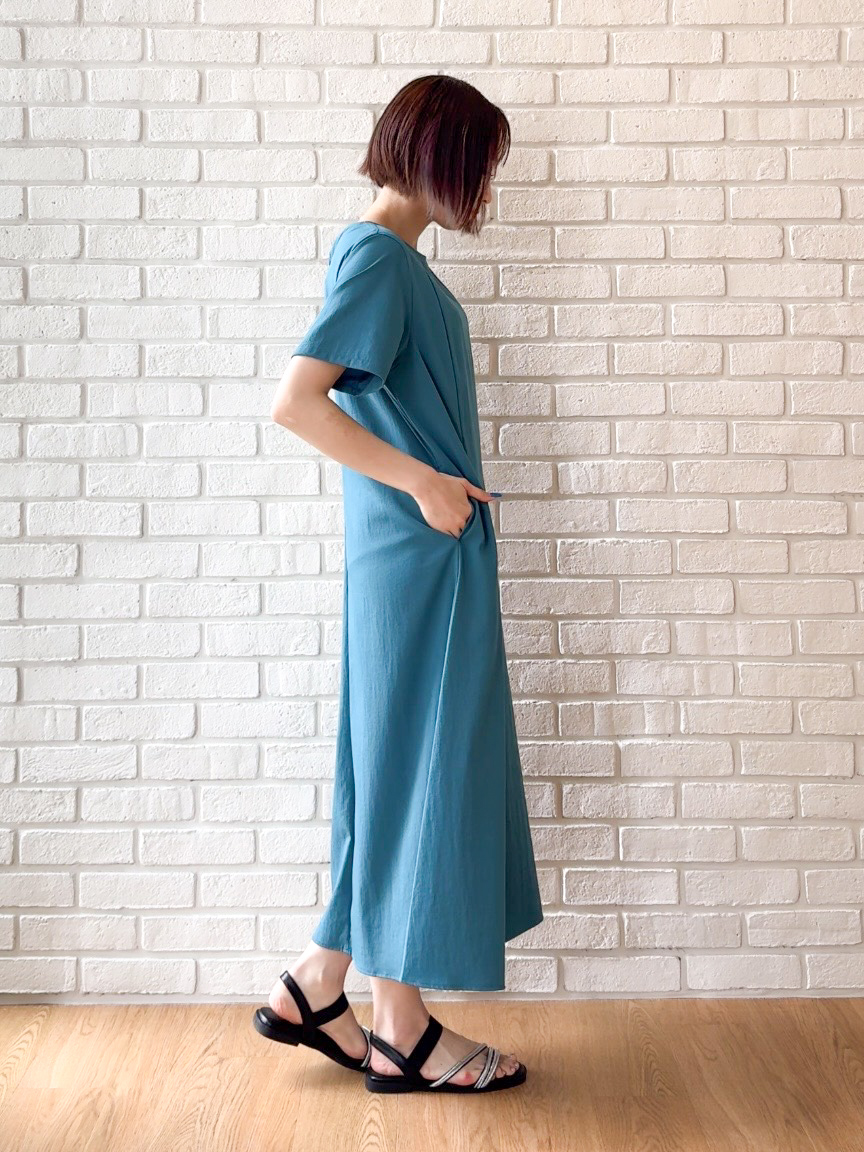 𝐜𝐡𝐢𝐤𝐚さんの「SHOO･LA･RUE｜【S-LL/洗濯機可】夏に使える 程よい透け感のシアーブルゾン」を使ったコーディネート
