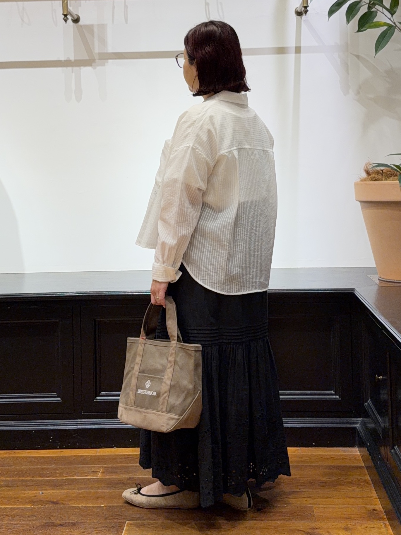 Asamiさんの「【接触冷感／抗菌防臭／消臭】アイスクリアコットン Bonsoir ロゴTシャツ」を使ったコーディネート