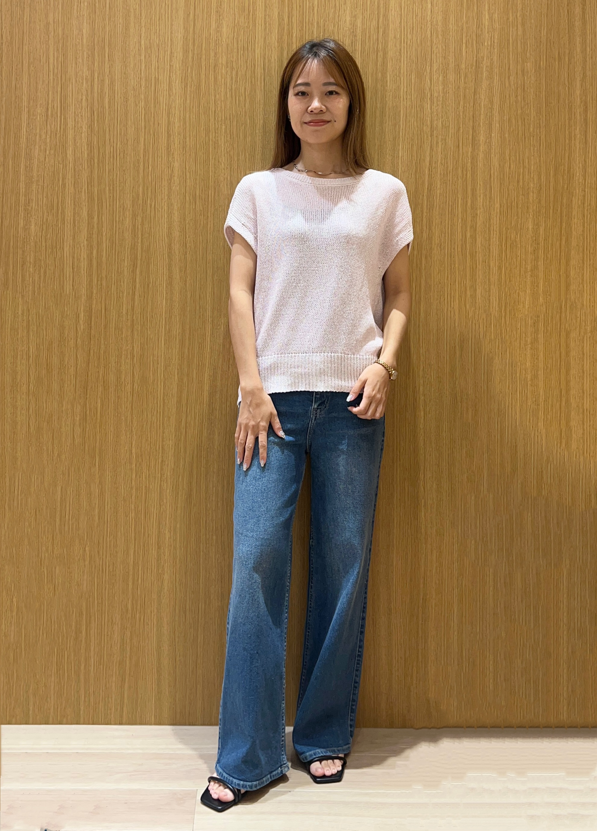 meeさんの「OPAQUE.CLIP｜ラメメッシュ フレンチスリーブニット【洗濯機OK】」を使ったコーディネート