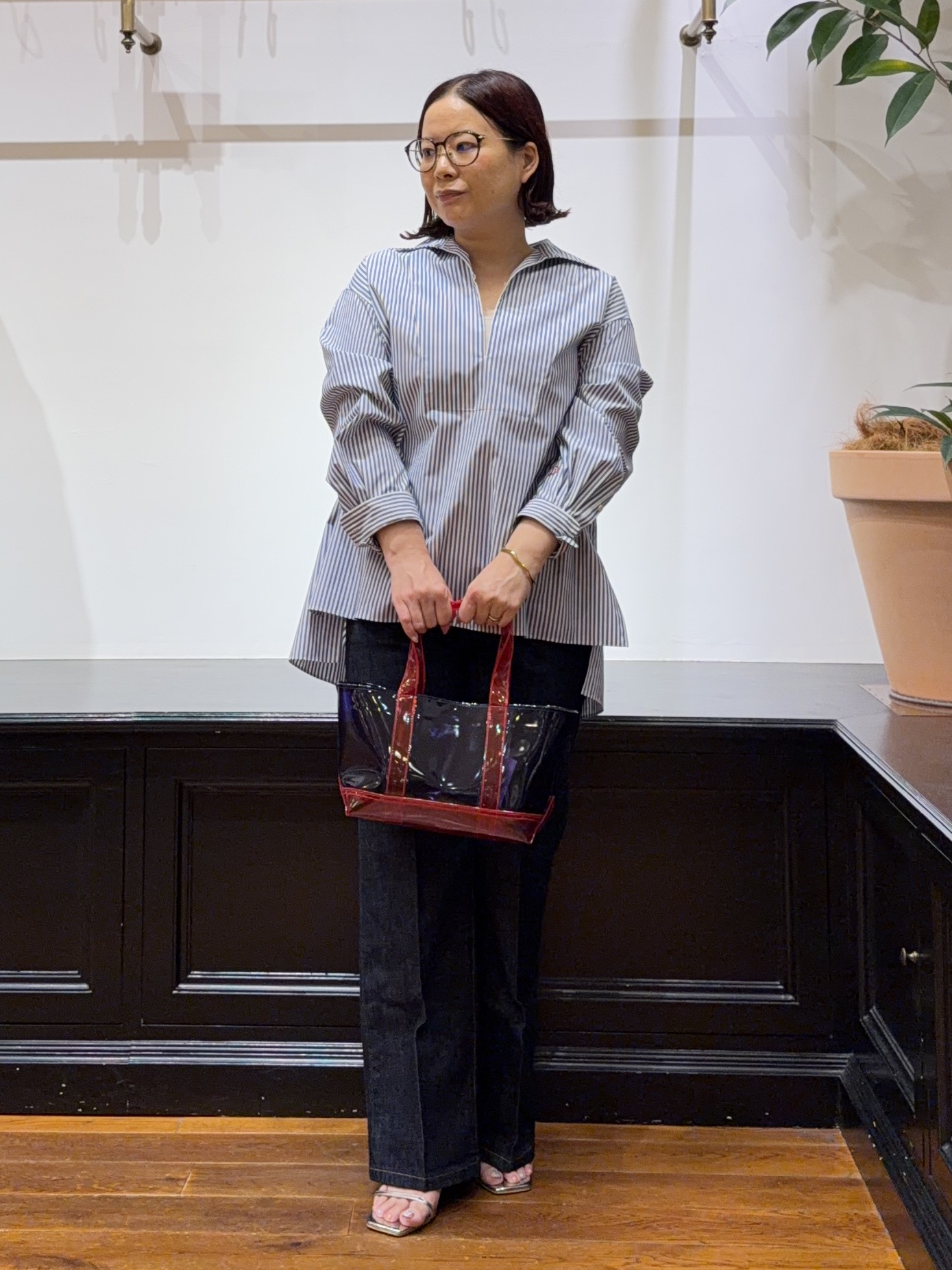 Asamiさんの「【接触冷感/UVカット/着回し】スキッパーブラウス」を使ったコーディネート