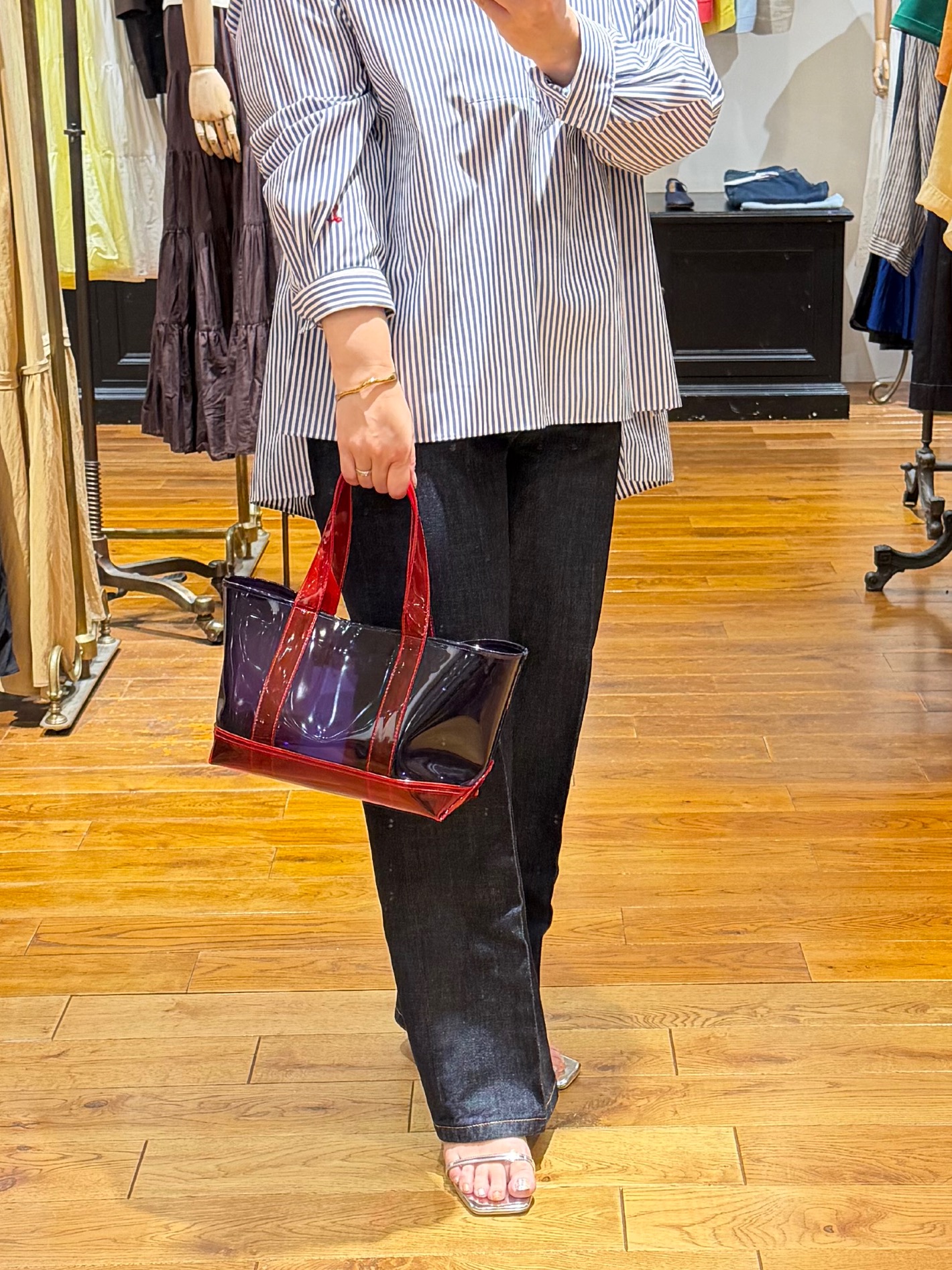 Asamiさんの「【接触冷感/UVカット/着回し】スキッパーブラウス」を使ったコーディネート