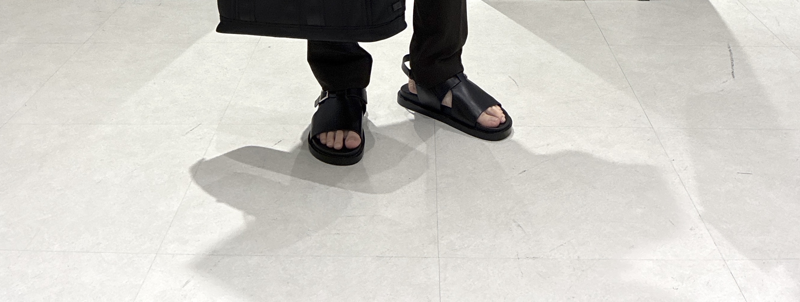 わいずみさんの「TAKEO KIKUCHI｜【接触冷感】アイスクリアコットン ワンポイント ポロシャツ」を使ったコーディネート
