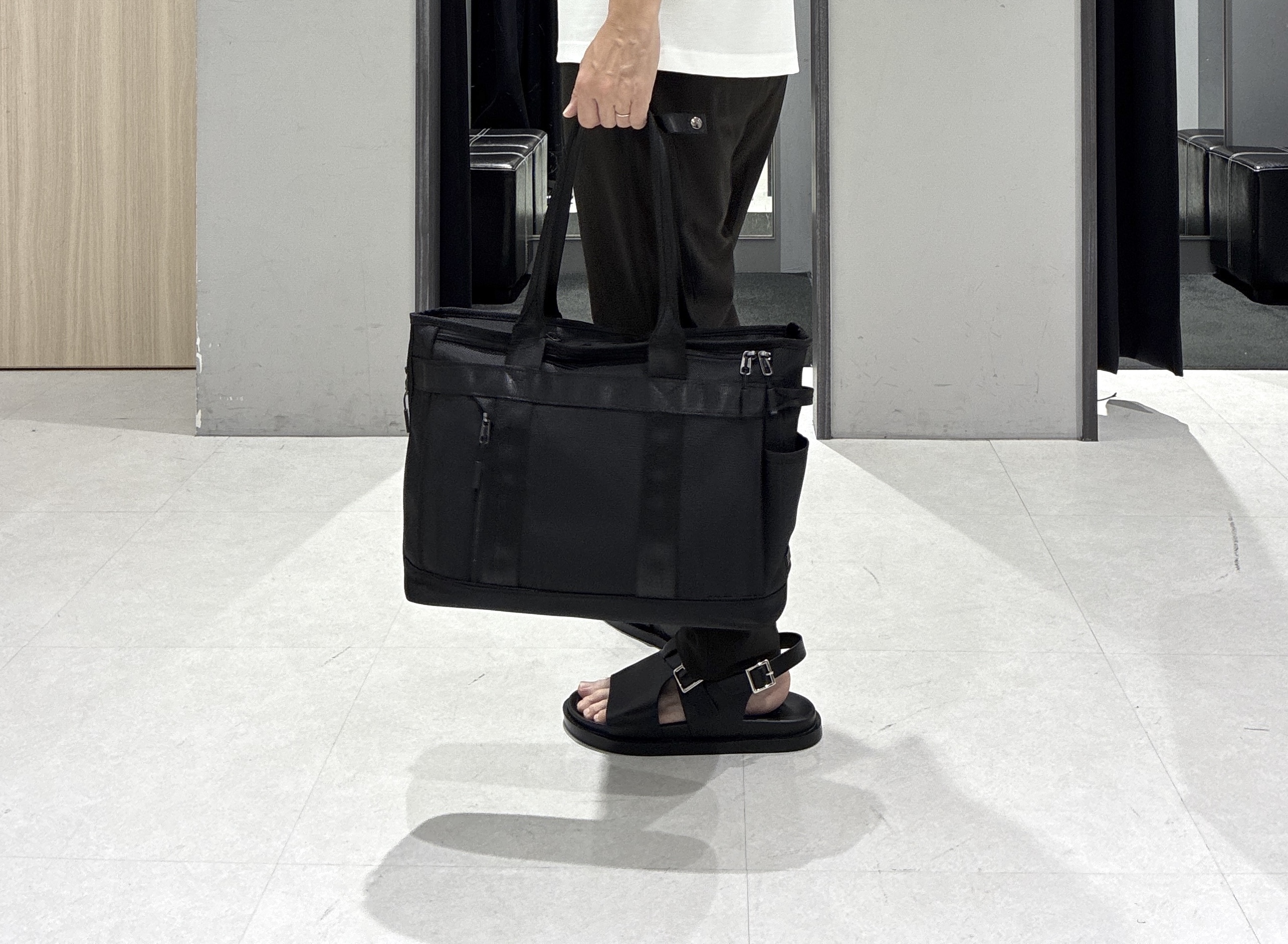 わいずみさんの「TAKEO KIKUCHI｜【接触冷感】アイスクリアコットン ワンポイント ポロシャツ」を使ったコーディネート