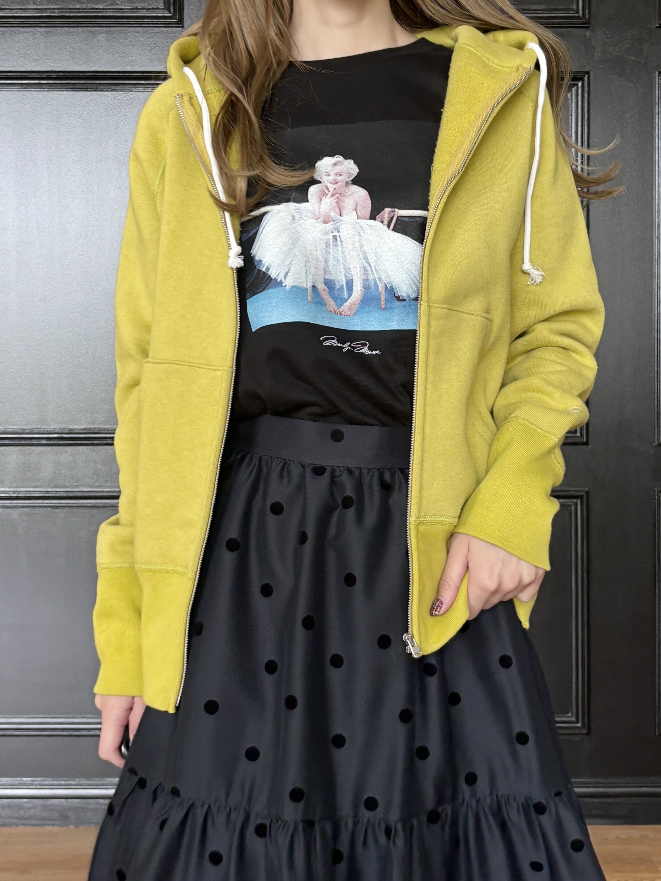 清水夏姫さんの「DRESSTERIOR｜【別注】マリリンモンロー/カラープリントTシャツ」を使ったコーディネート