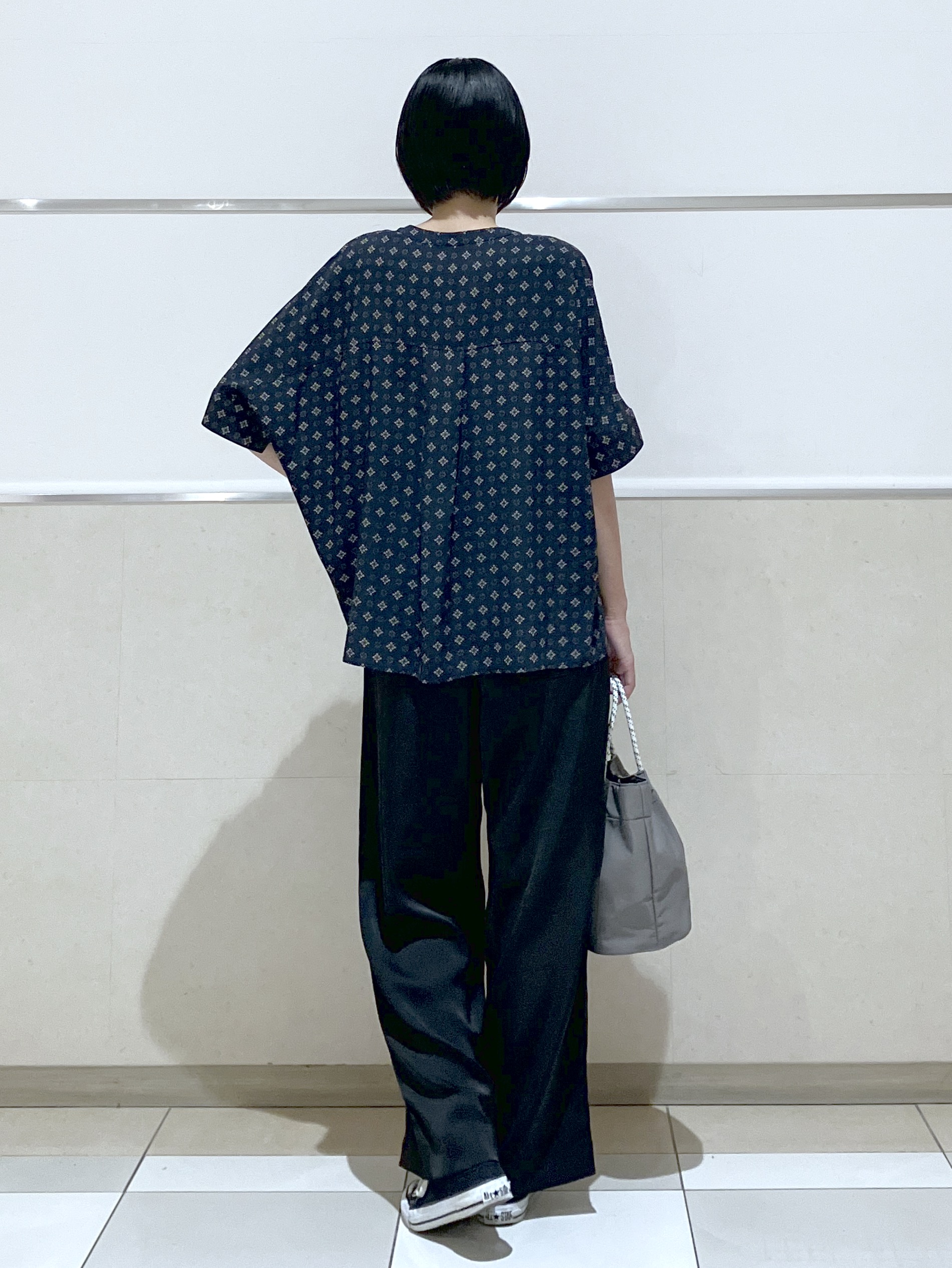 eriko さんの「Dessin｜【セットアップ可】小紋柄プリント スキッパーシャツ」を使ったコーディネート