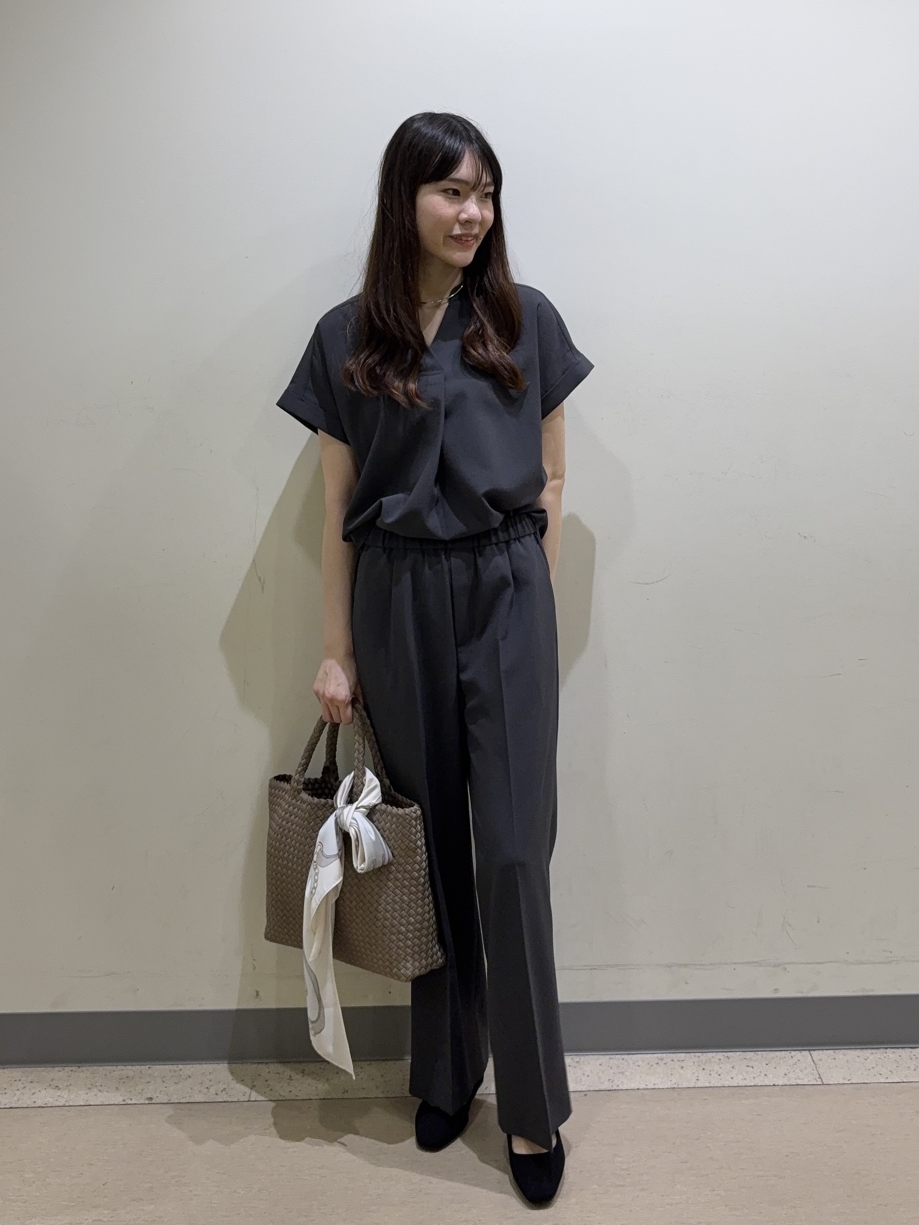 mayuさんの「UNTITLED｜【セットアップ可/通気性/UVカット】エアリークールブラウス」を使ったコーディネート